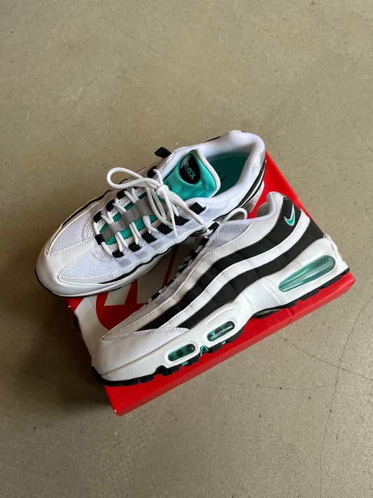 Nike Air Max 95 'Black Border' Size 45,5