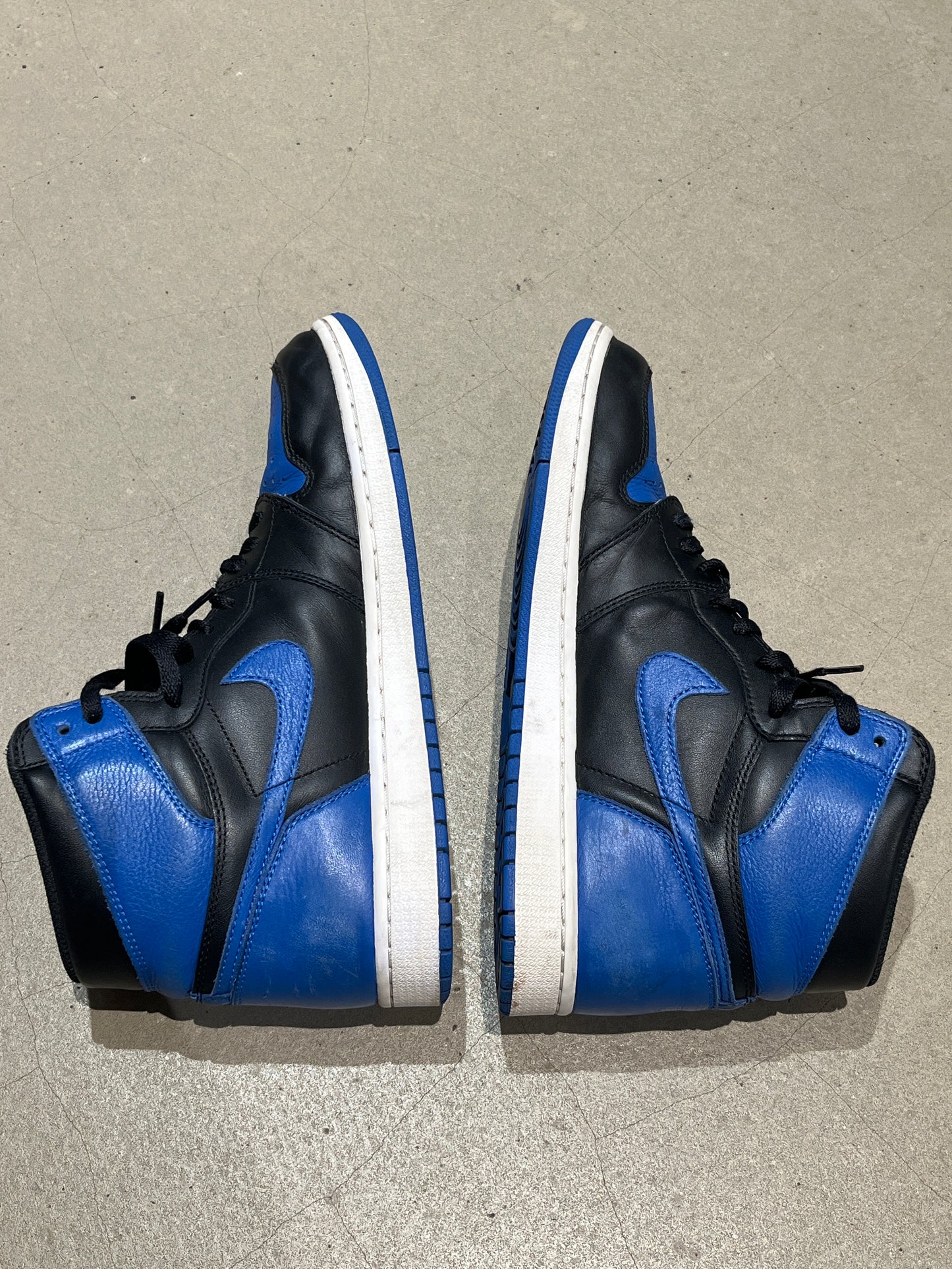 Jordan 1 Retro High Royal Black 45