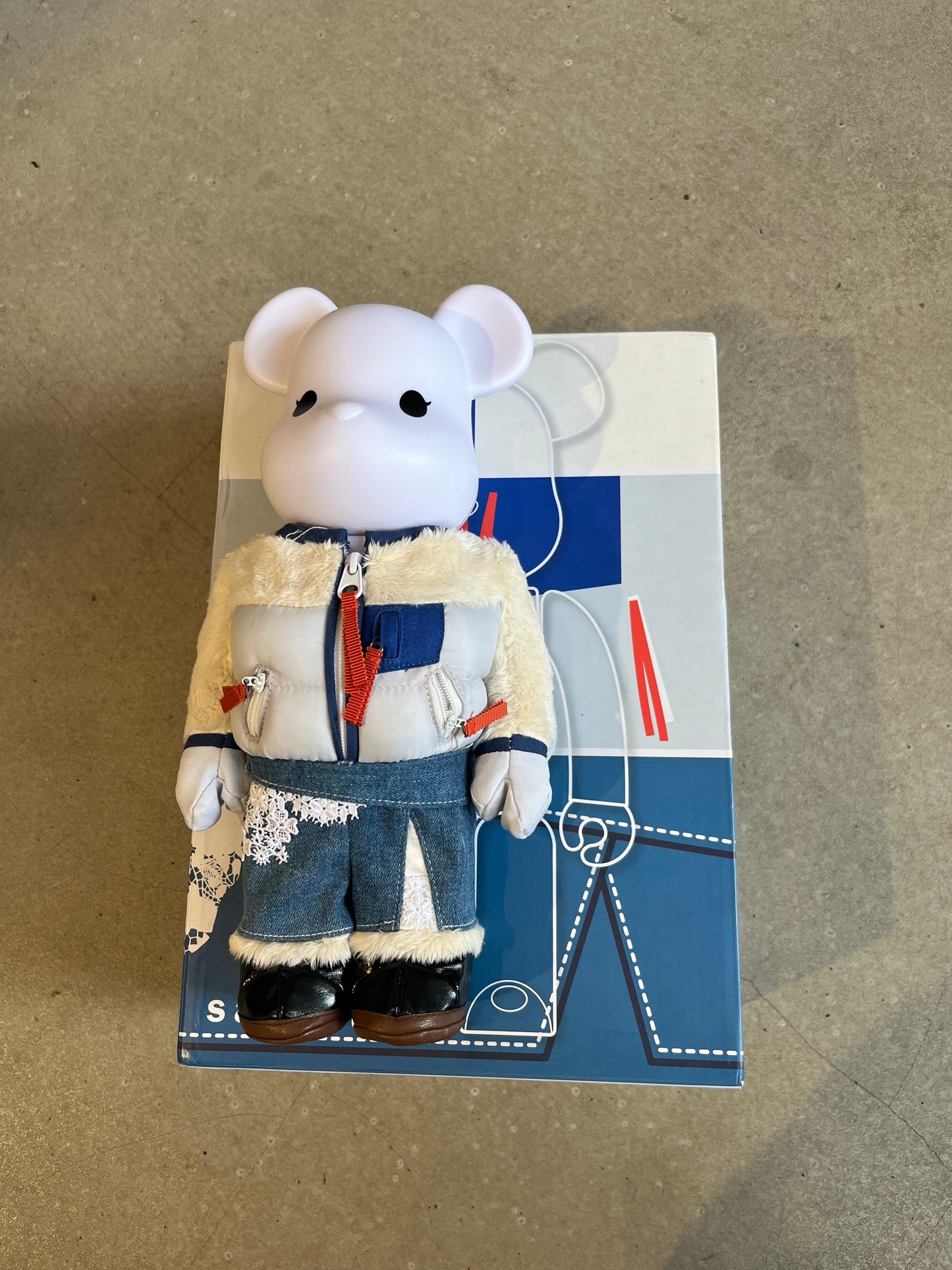 Bearbrick Sacai 400% White