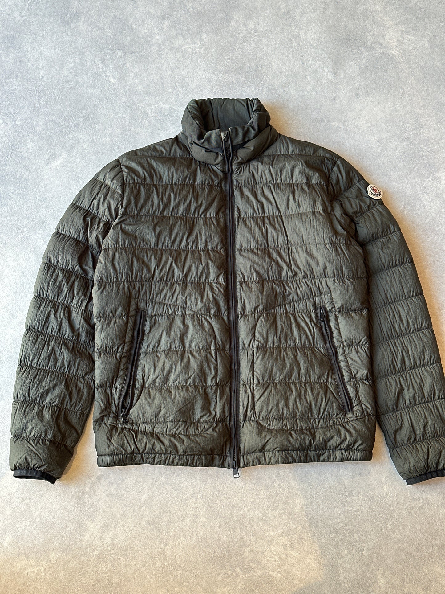 Moncler Dist padded Down Puffer Green Size 4