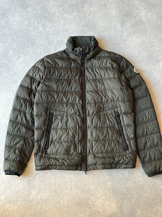 Moncler Dist padded Down Puffer Green Size 4