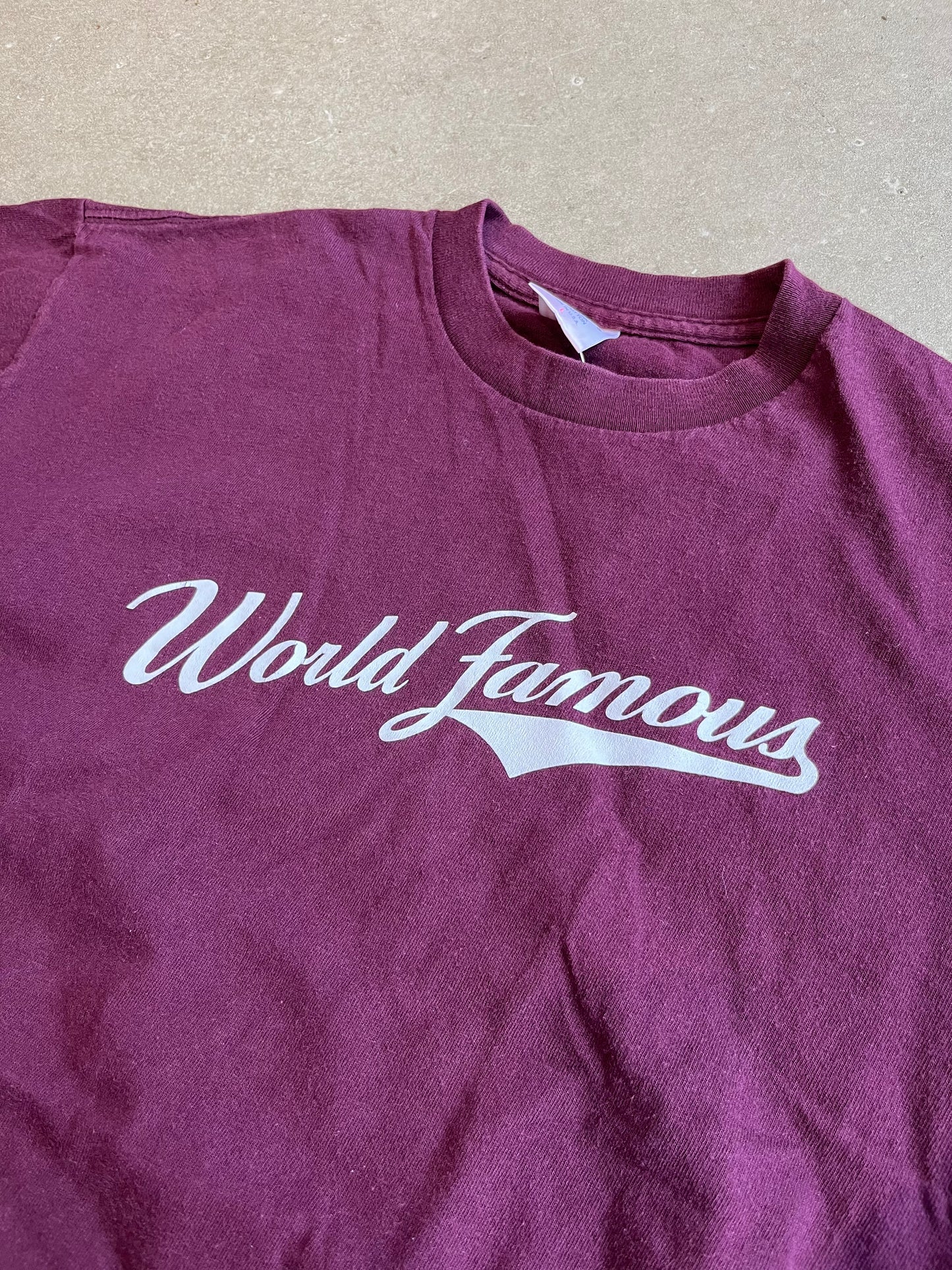 Vintage Supreme World Famous Tee Bordeaux L 2000