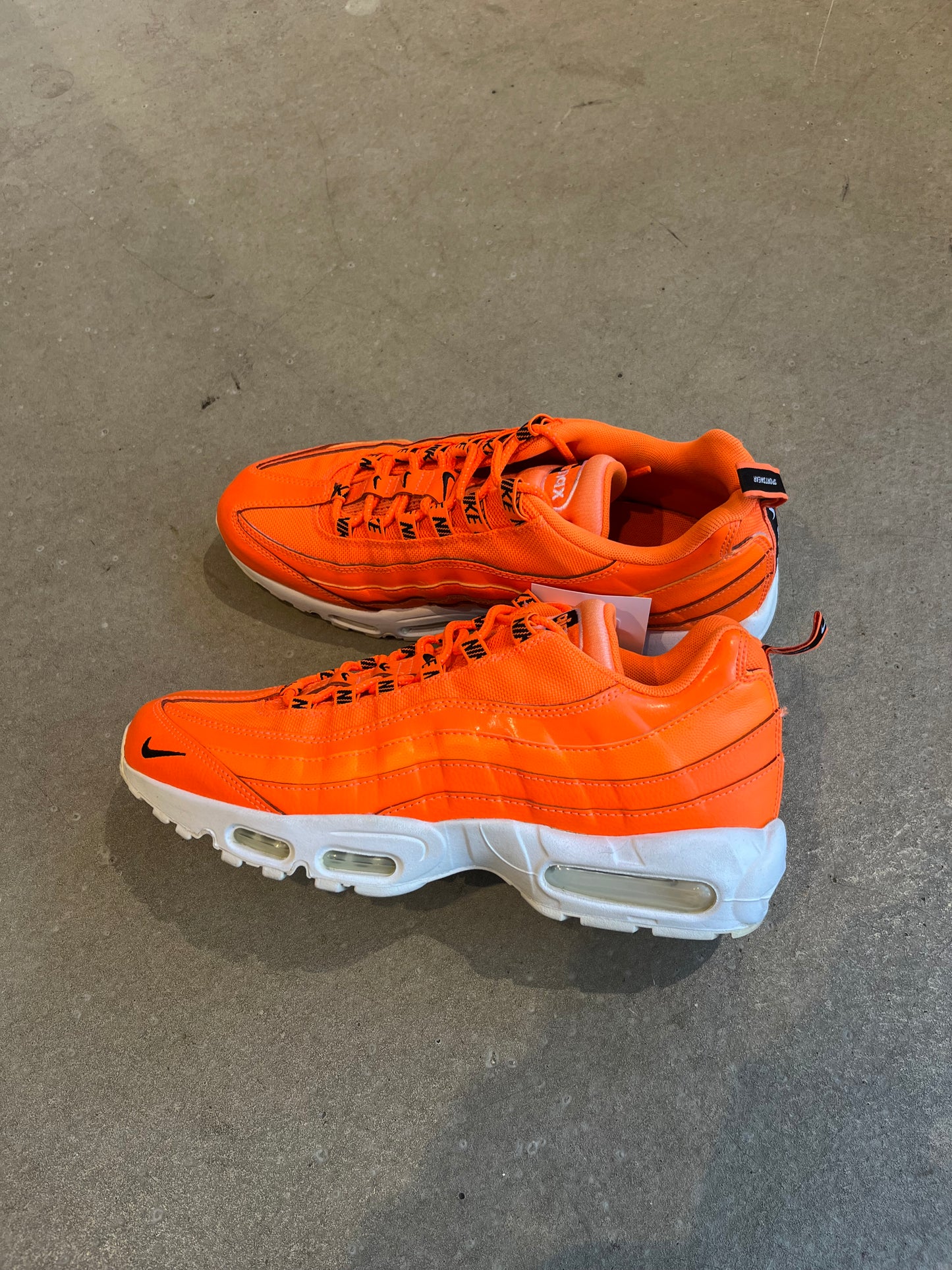 Nike Air Max '95 Overbranding Total Orange 43