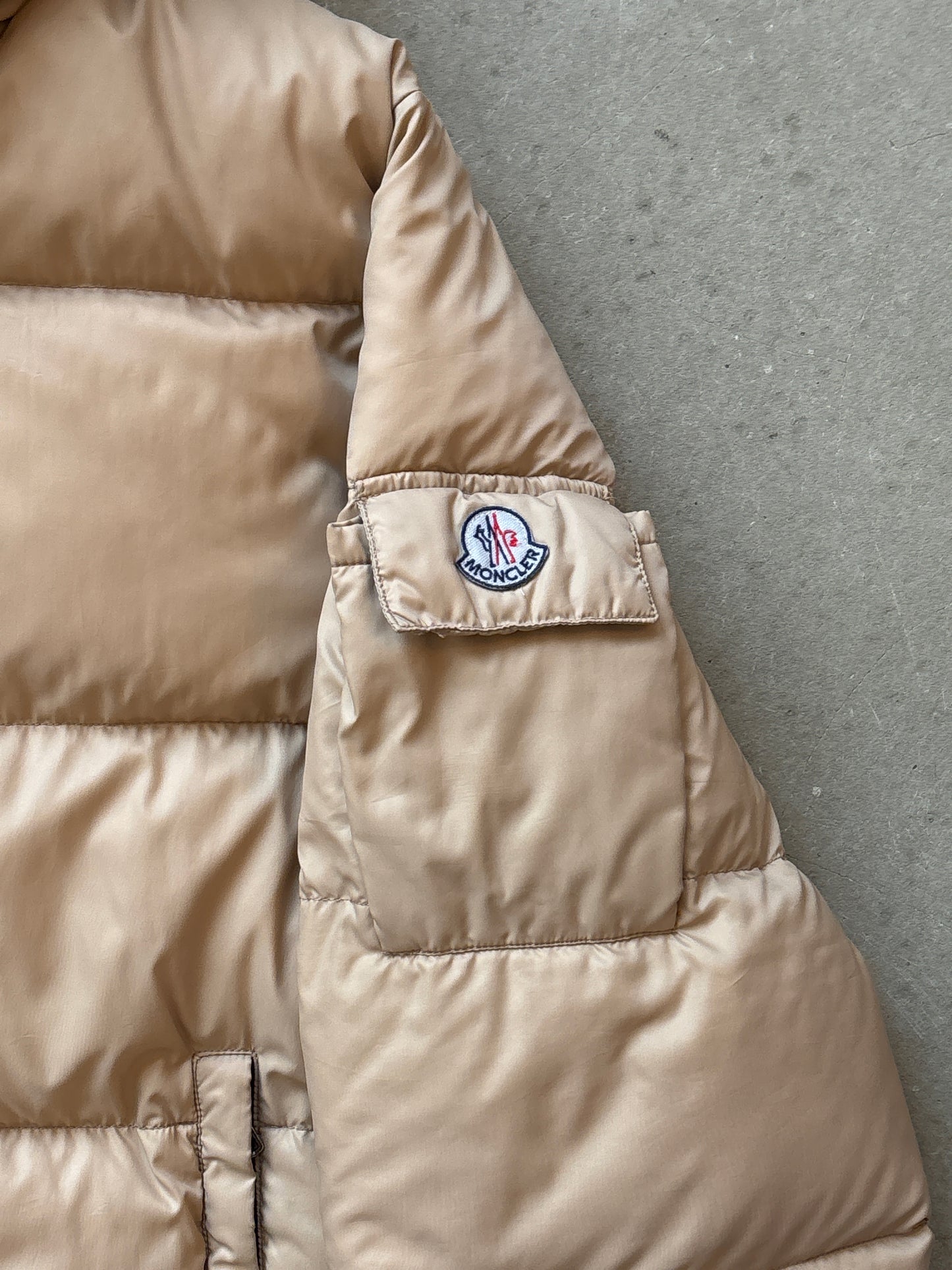Moncler Hooded Puffer Brown L