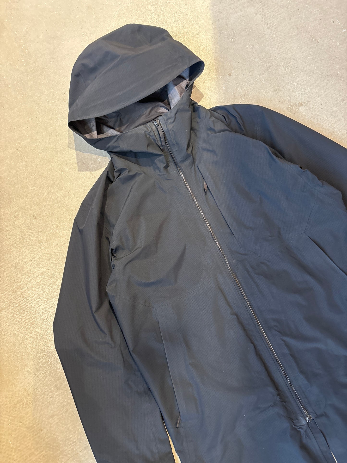 Arc'Teryx Veilance Rain Coat Black M