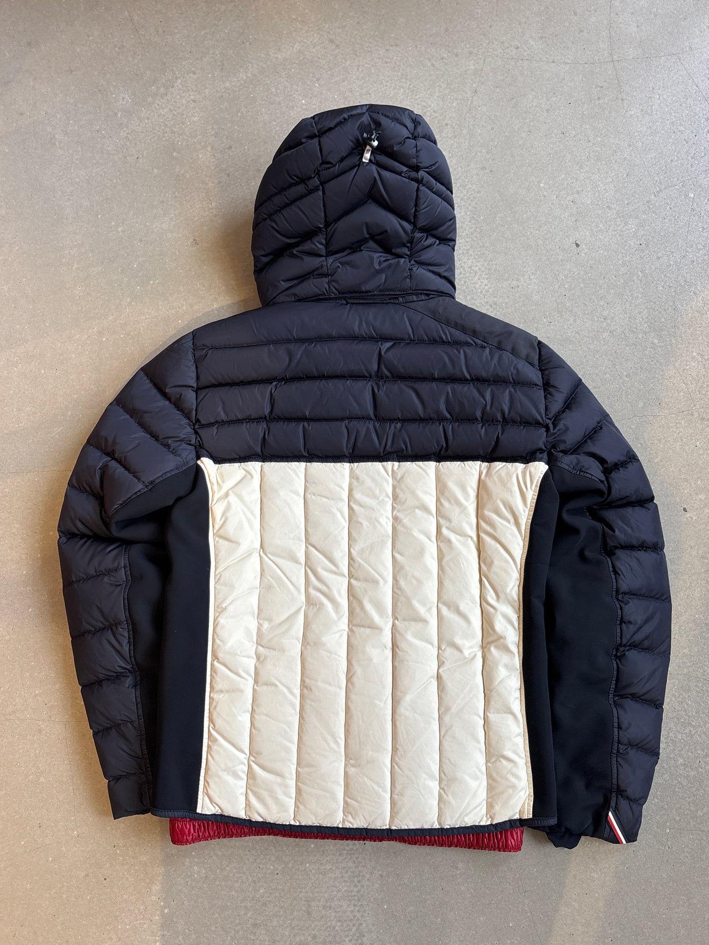 Moncler Grenoble Isorno Hooded Down Jacket Navy S
