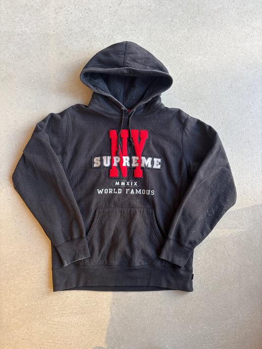 Supreme NY Hooded Sweatshirt FW19 size Medium