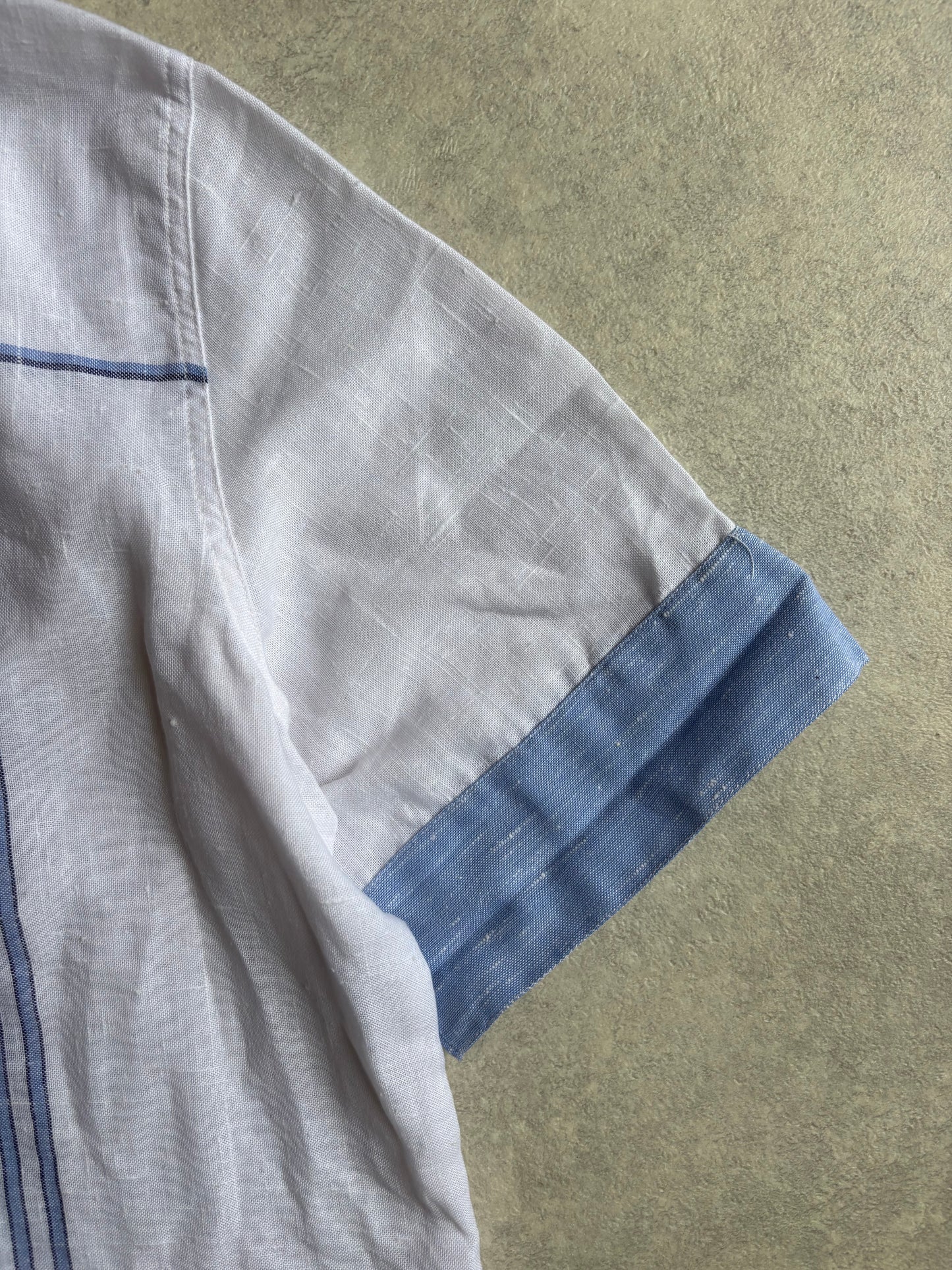 Australian shortsleeve shirt XL/52