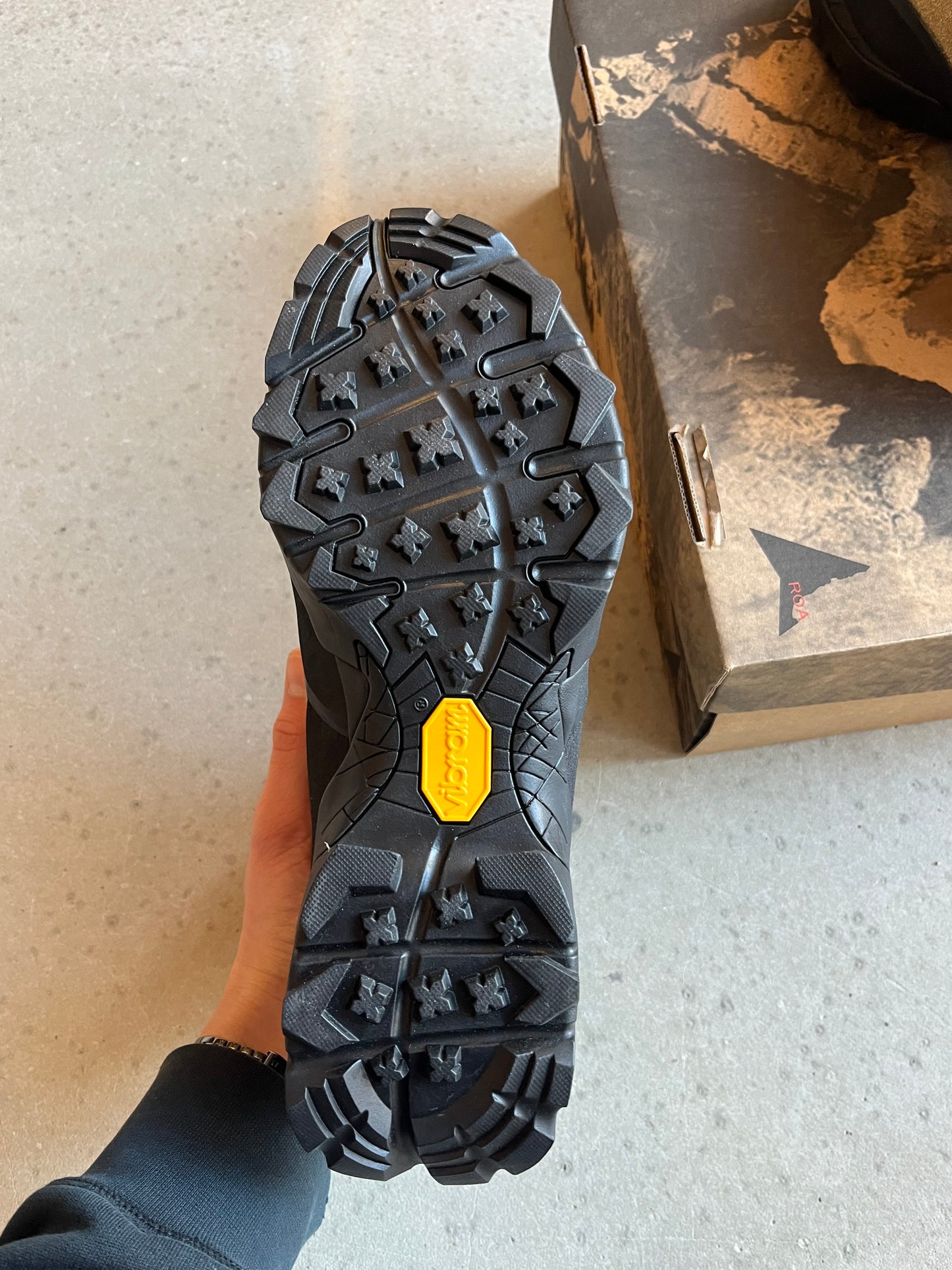 Roa Andreas Sand Black Boots