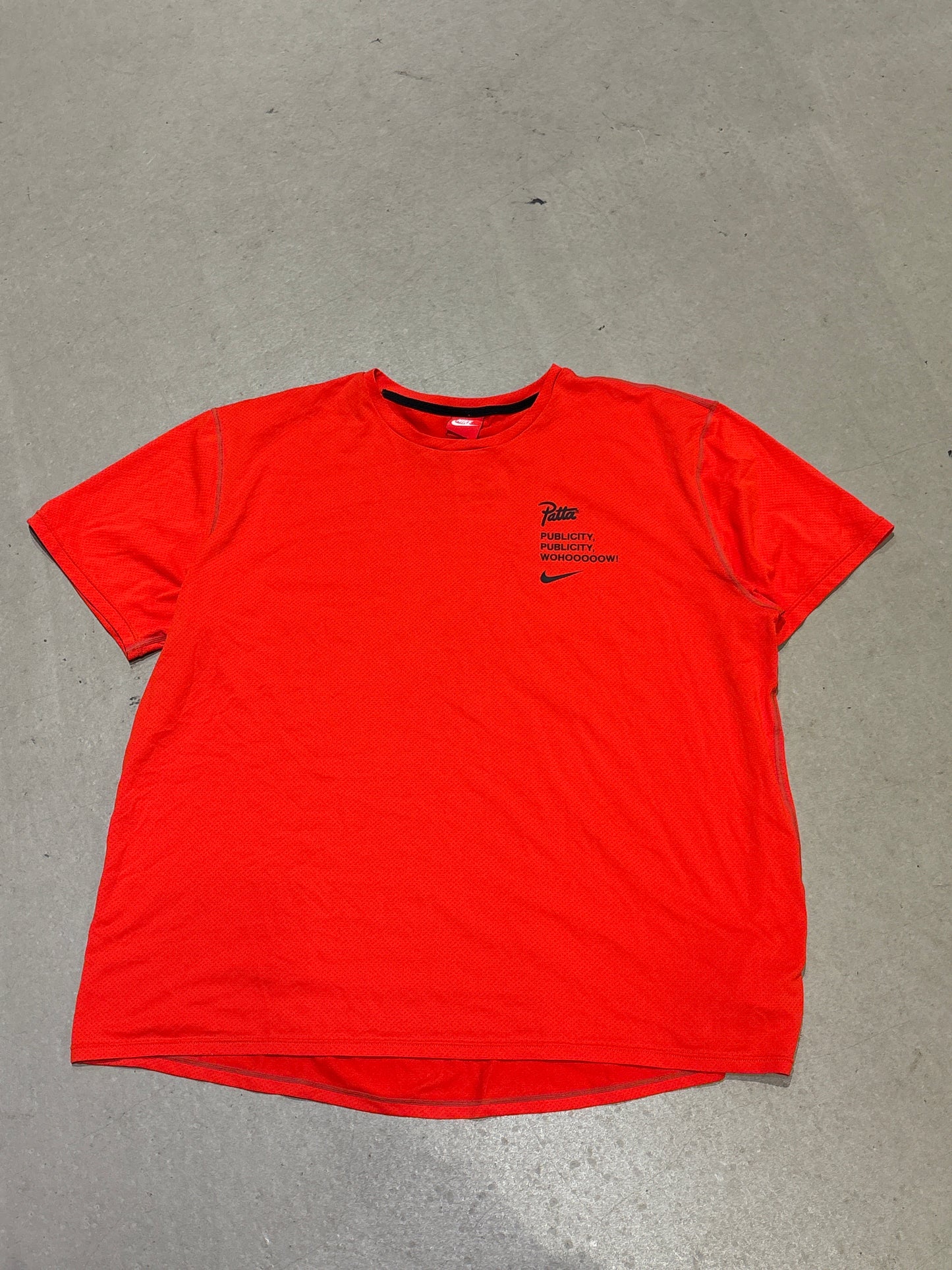 Nike × Patta Publicity Tee Red XL