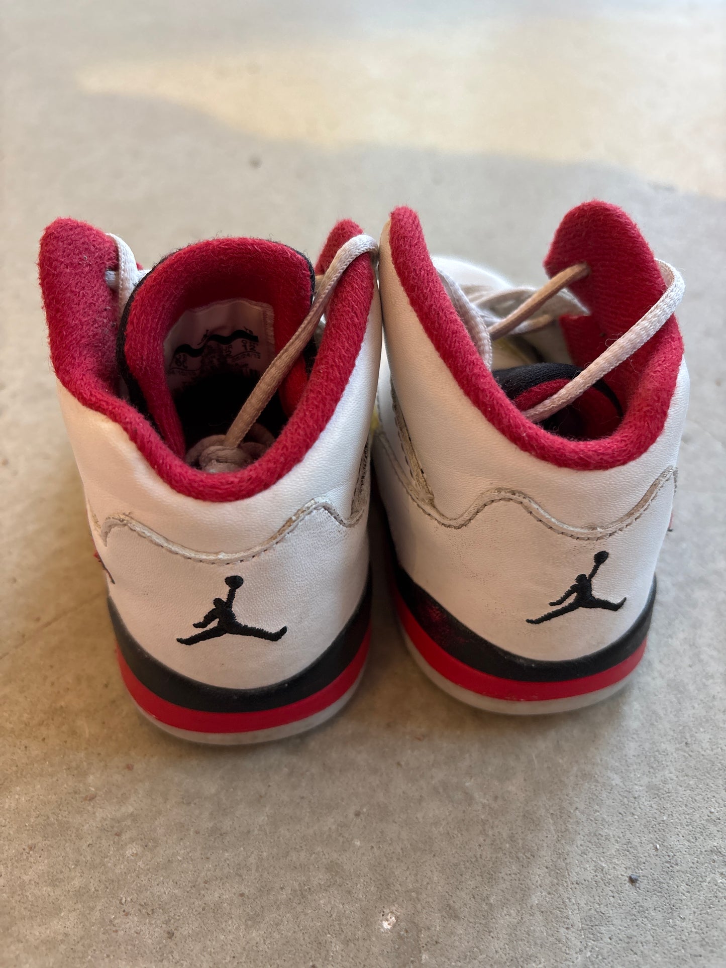 Nike Air Jordan 5 Retro (2013) EU 22