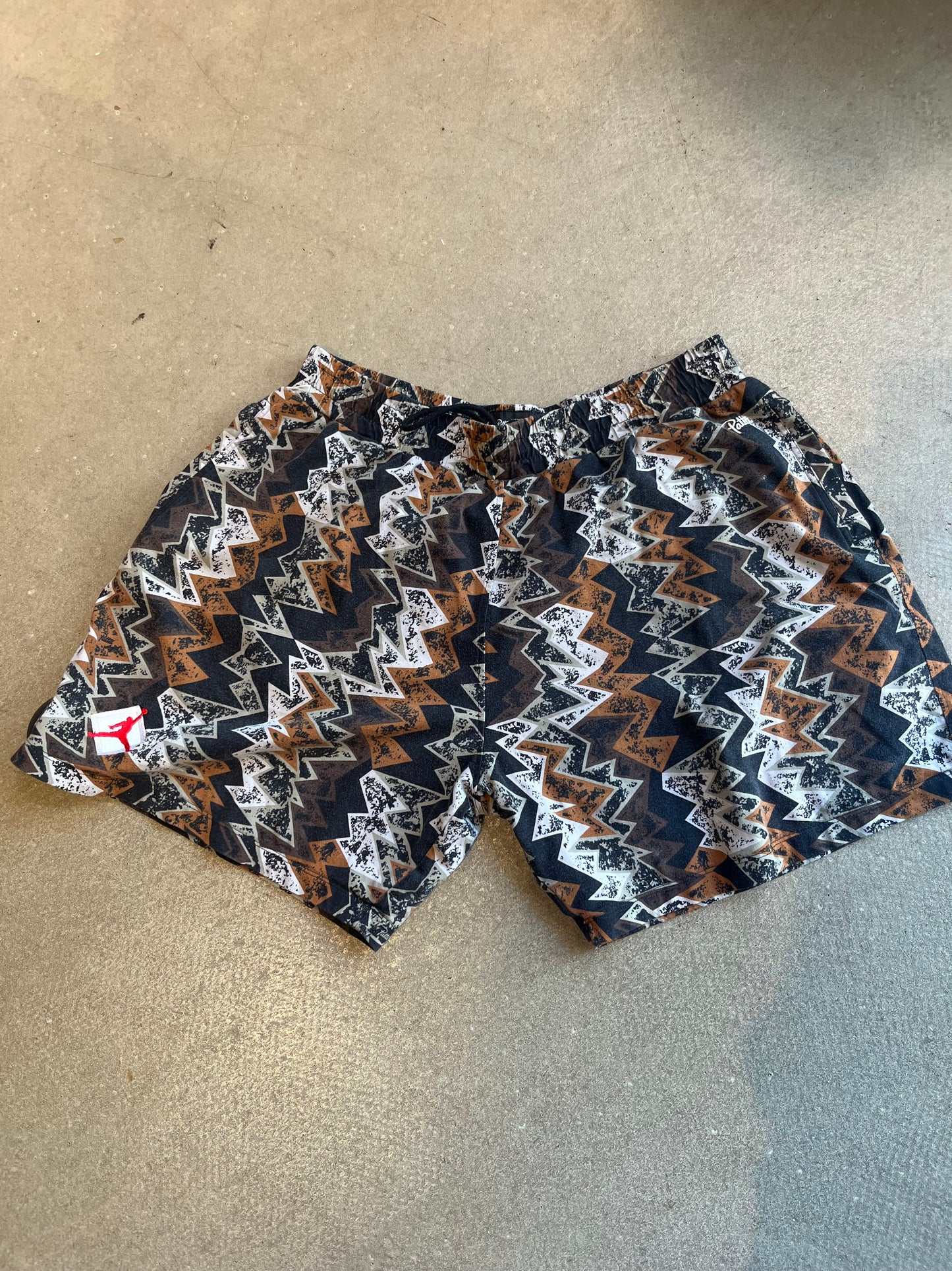 Jordan x Patta Shorts Brown XXL