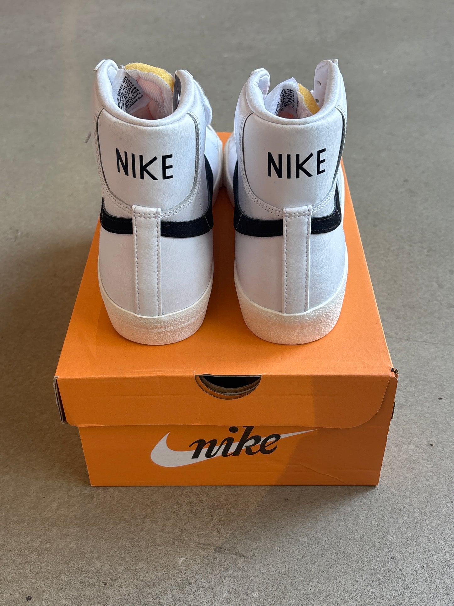 Nike Blazer Mid '77 VNTG