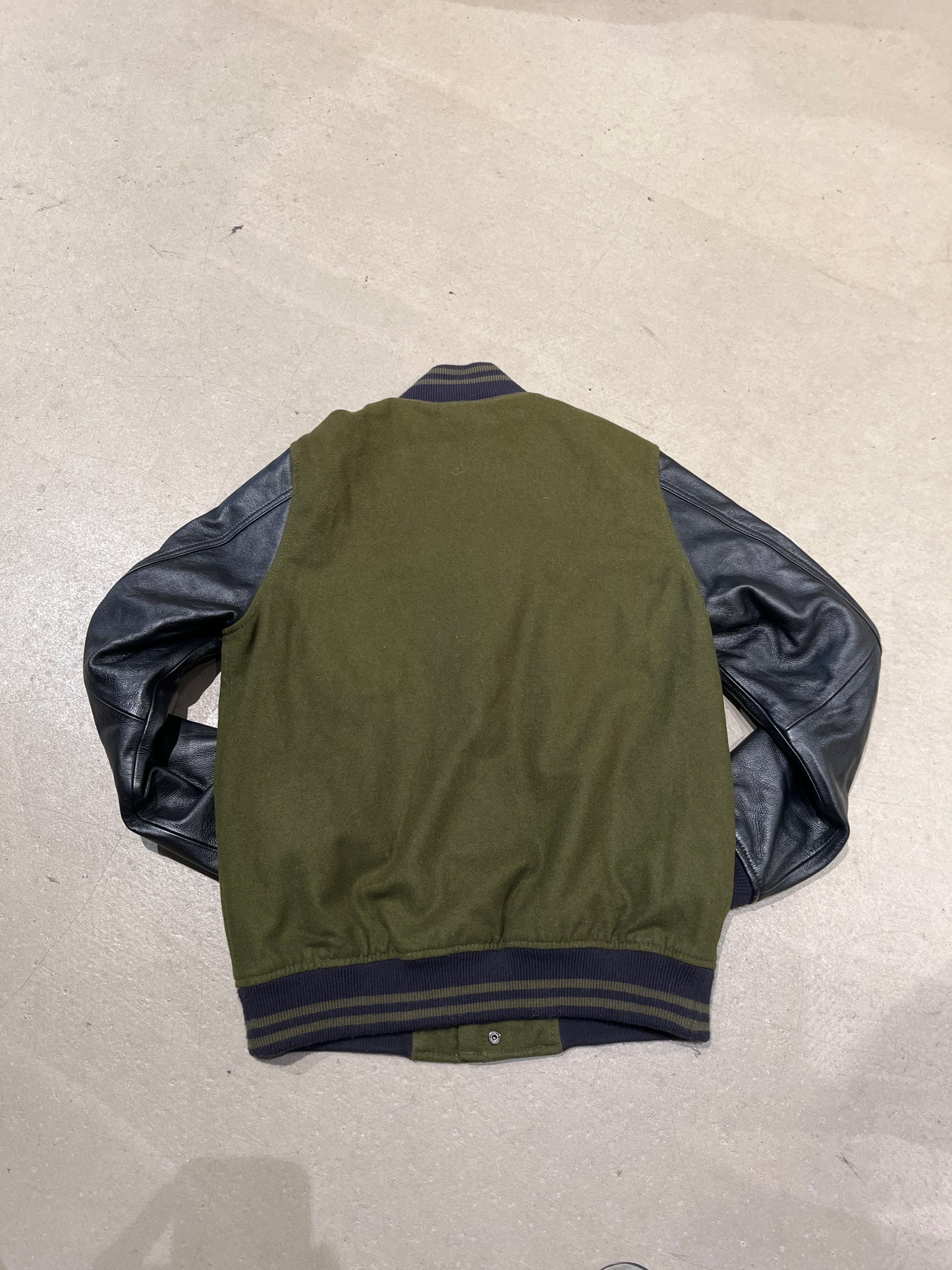 Nike Patta Running Patch Destroyer Varsity Green  M