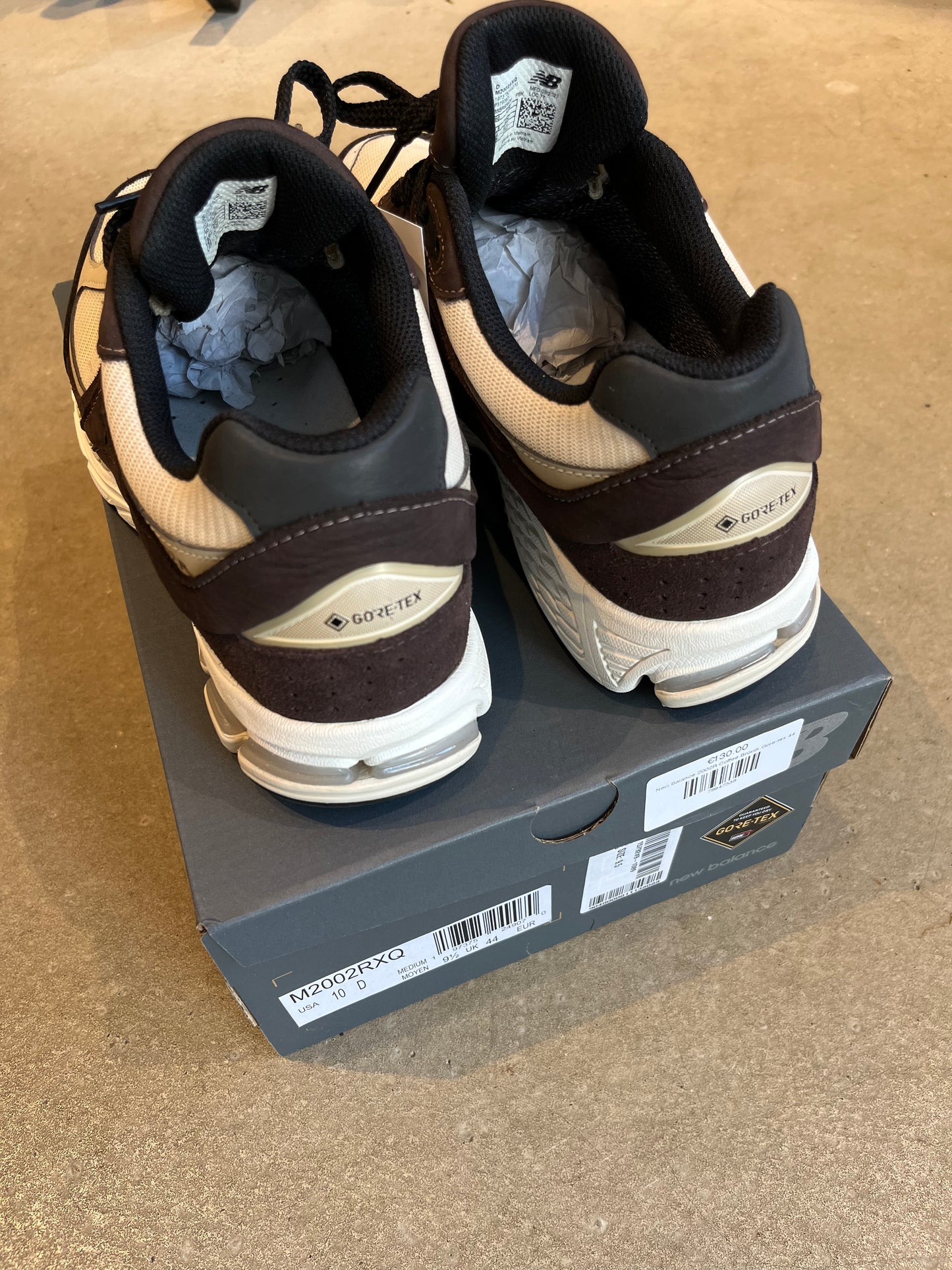 New Balance 2002R Coffee Brown Gore-tex 44