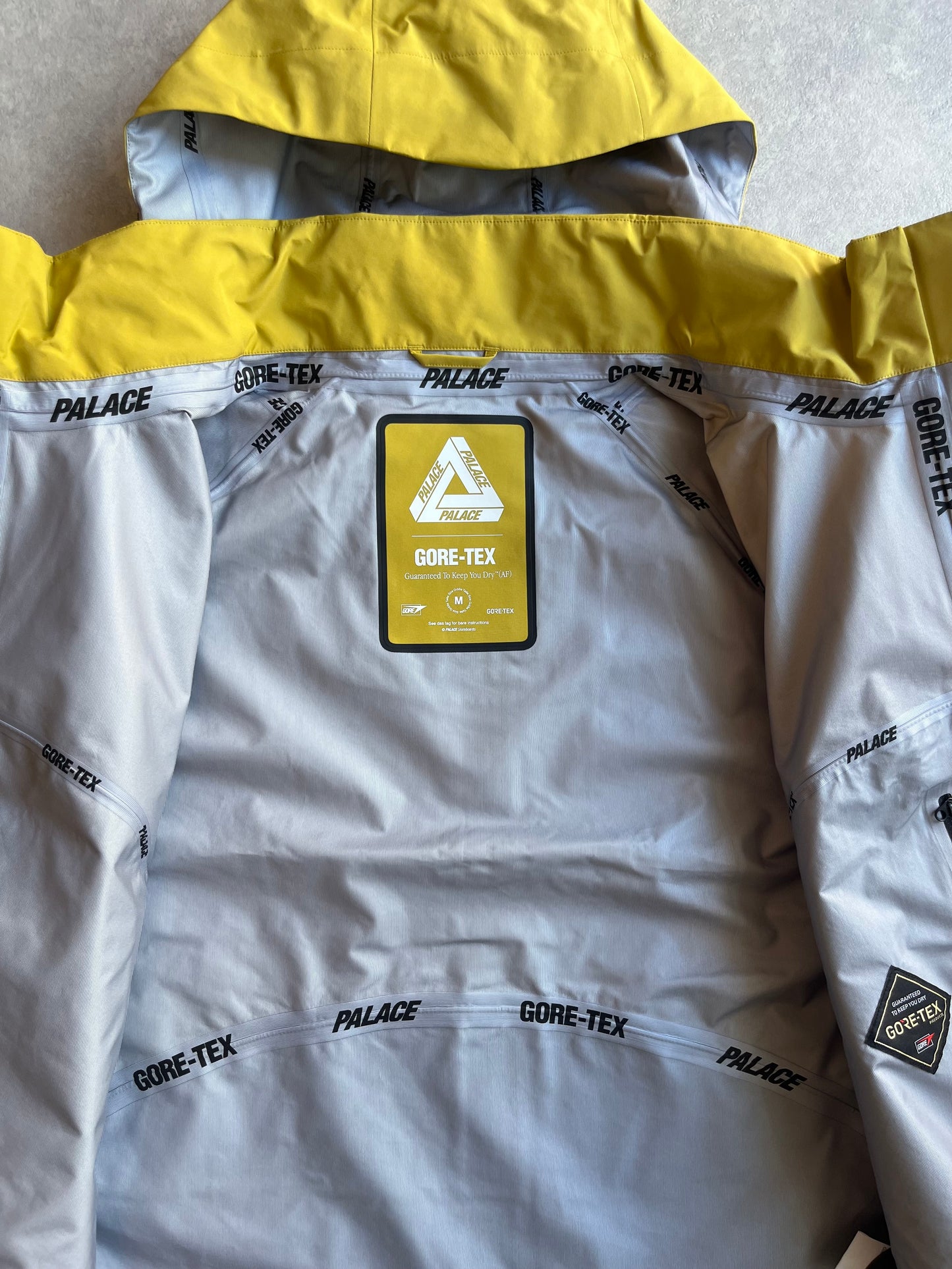 The Palace GORE-TEX 3L M-TEK Jacket M