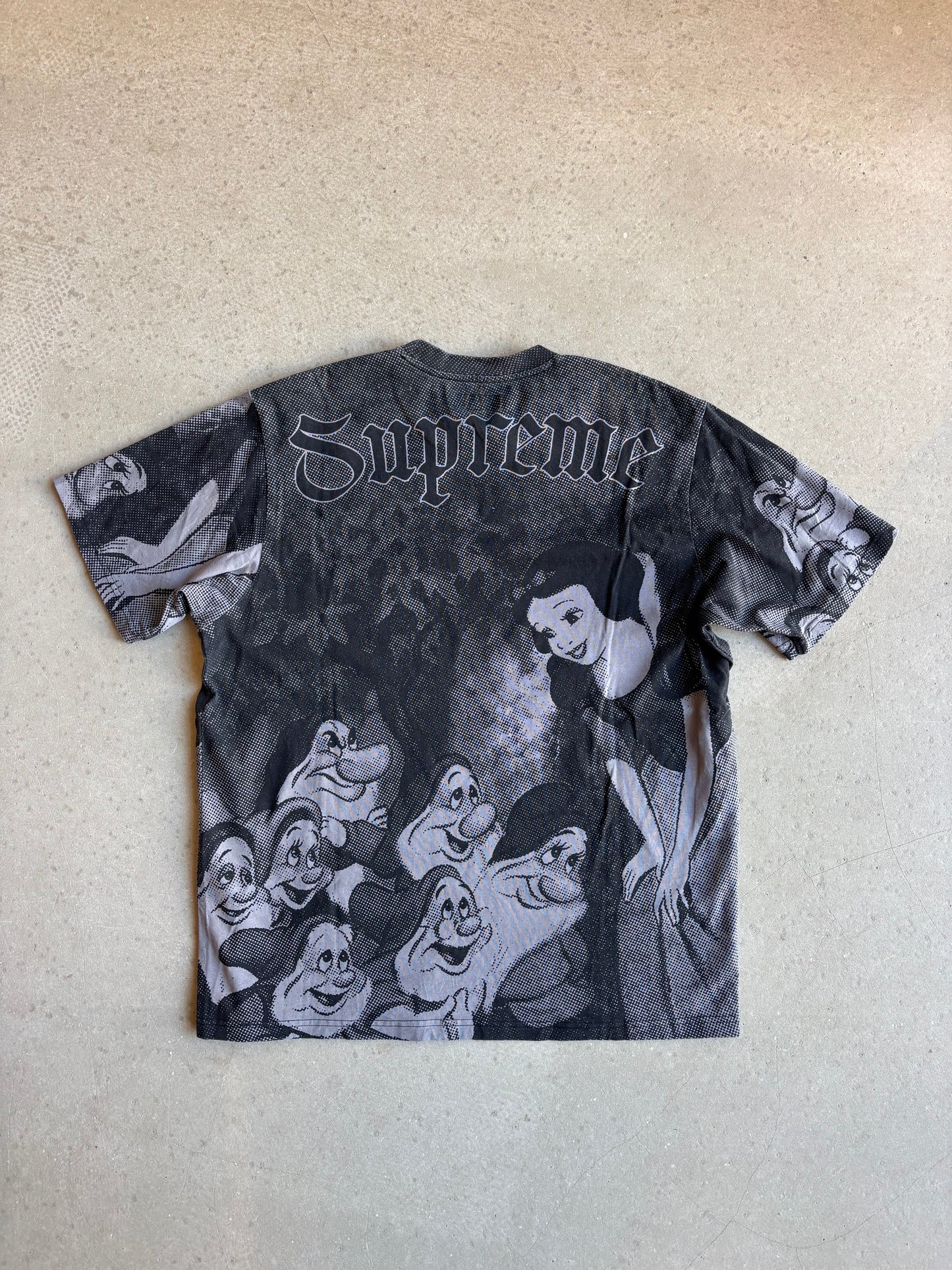 Supreme Snow white S/S Tee Grey Large