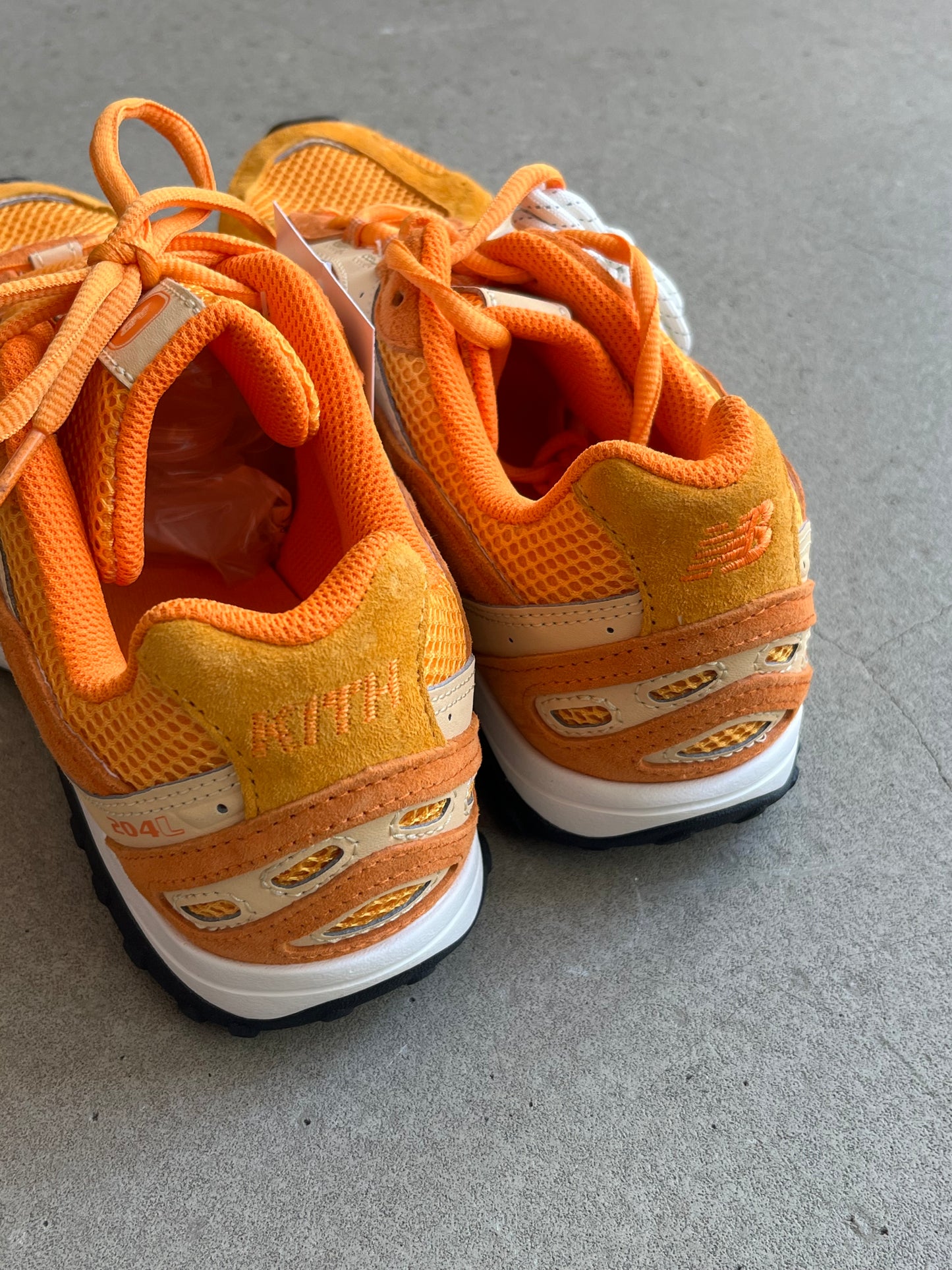 New Balance U204LKTI Size 41.5 Orange