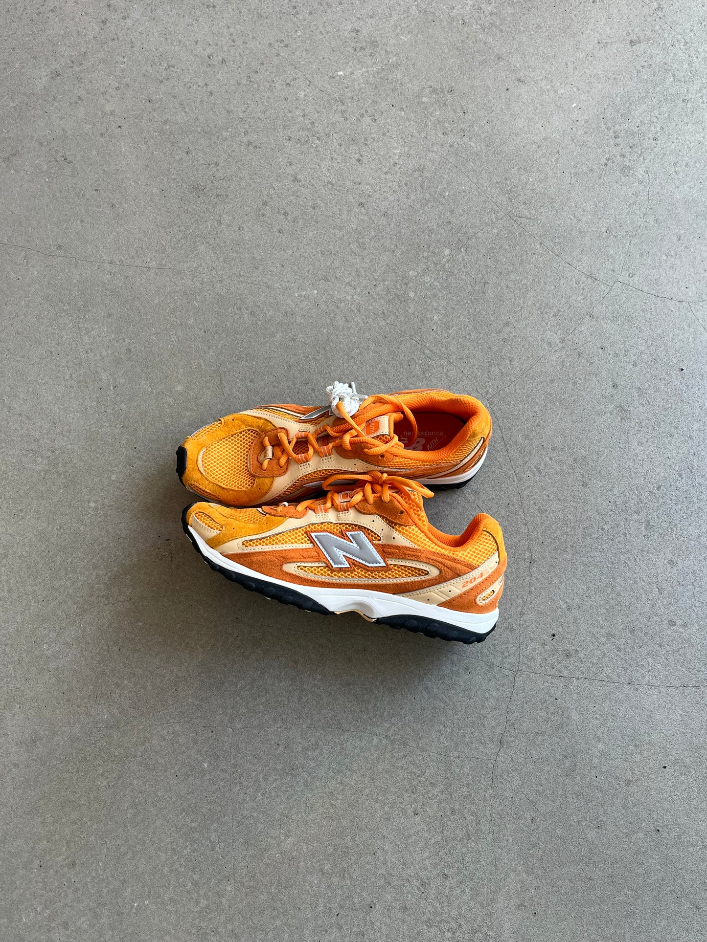 New Balance U204LKTI Size 41.5 Orange