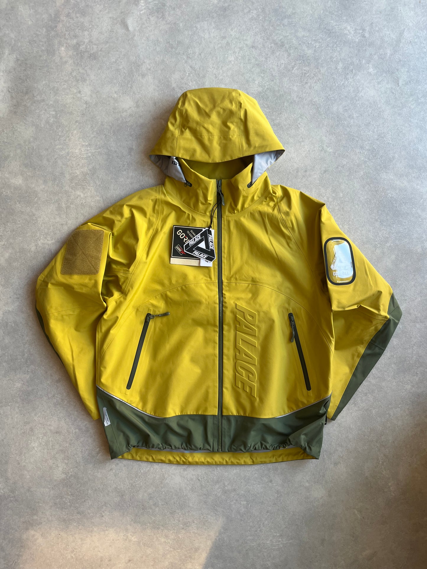 The Palace GORE-TEX 3L M-TEK Jacket M