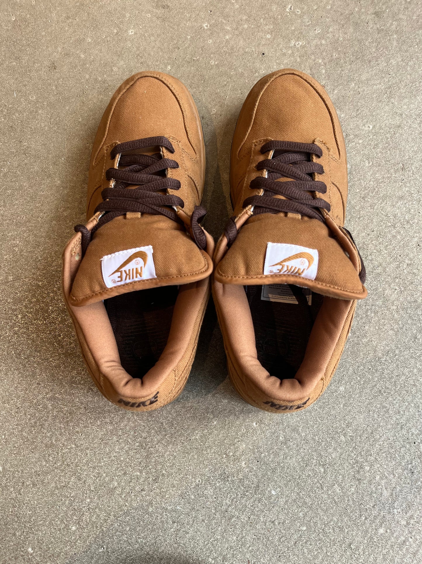 Nike SB Dunk Low Carhartt Shale Size 44