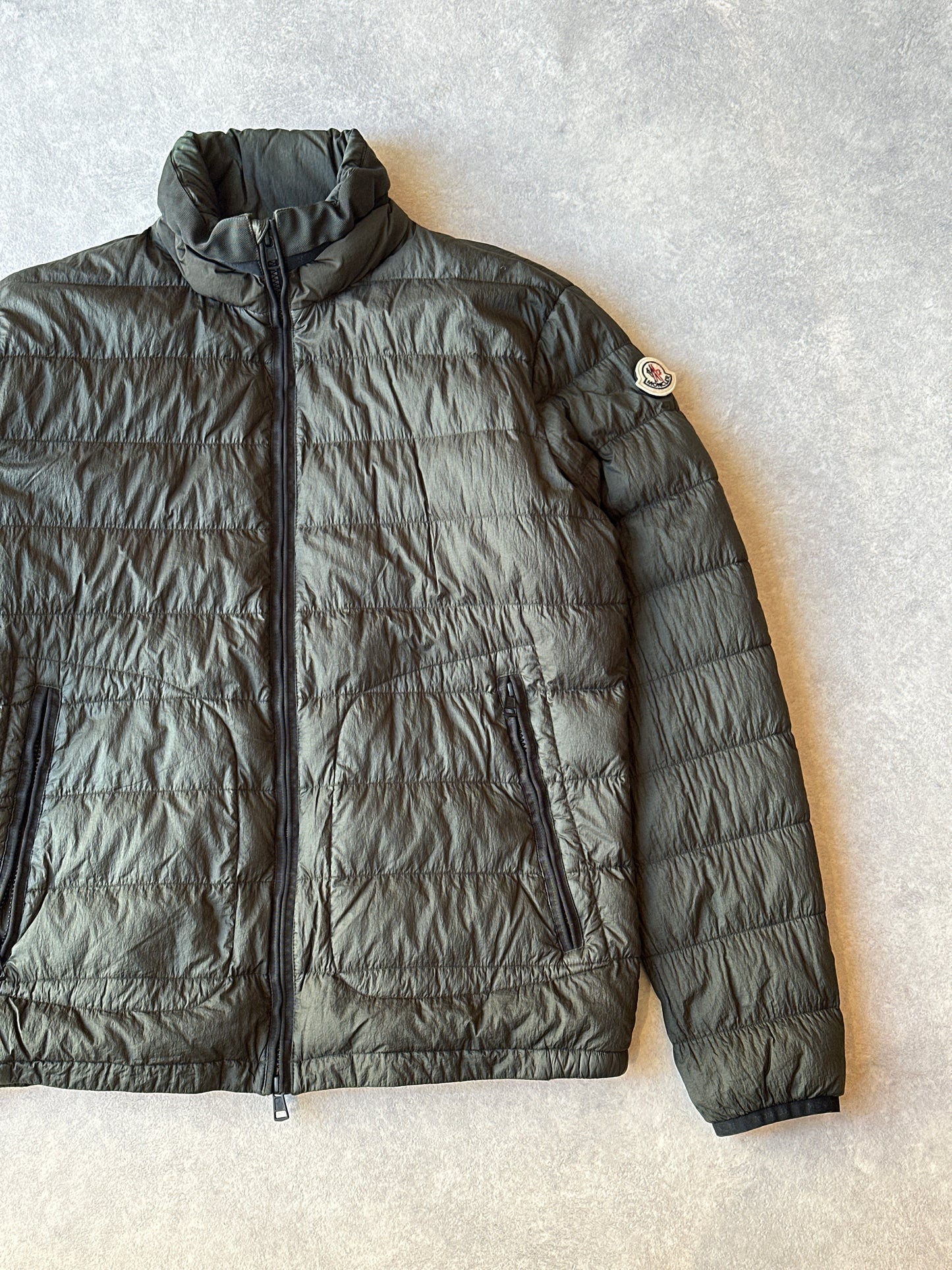 Moncler Dist padded Down Puffer Green Size 4