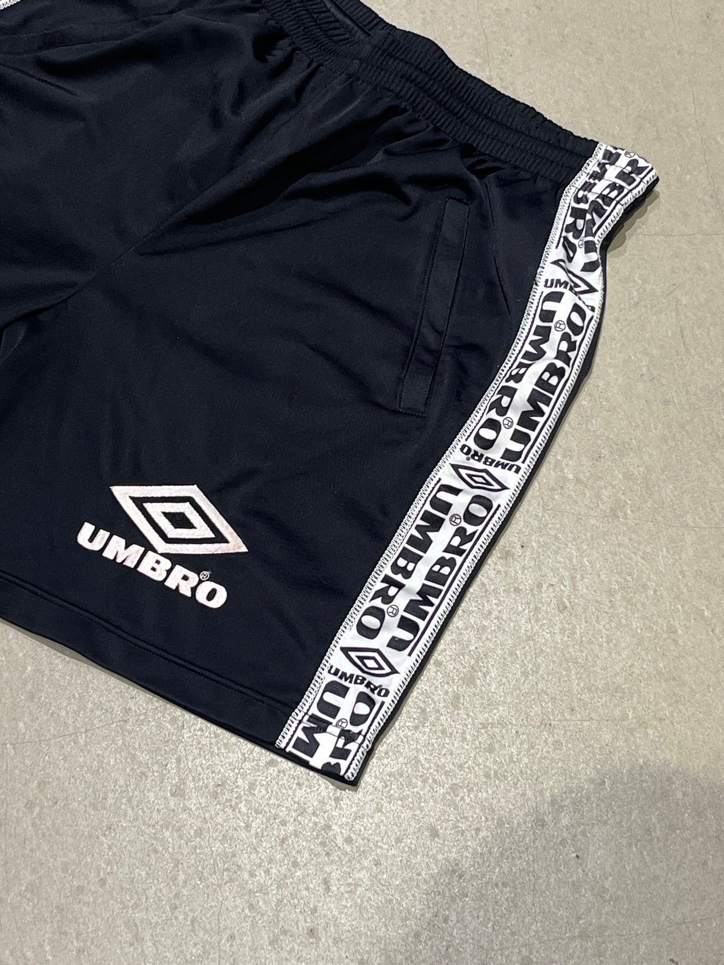 Umbro Ajax Shorts Black XL