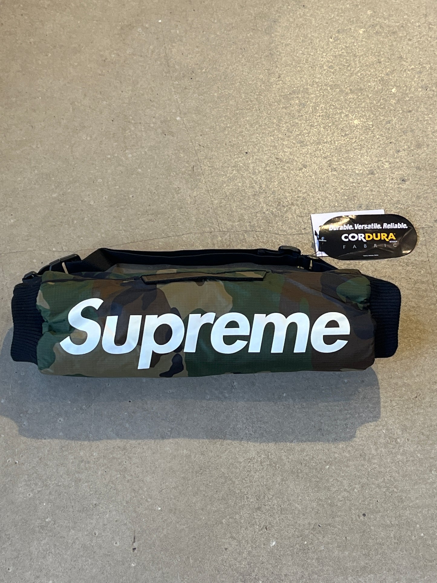 Supreme Hand Warmer Woodland Camo