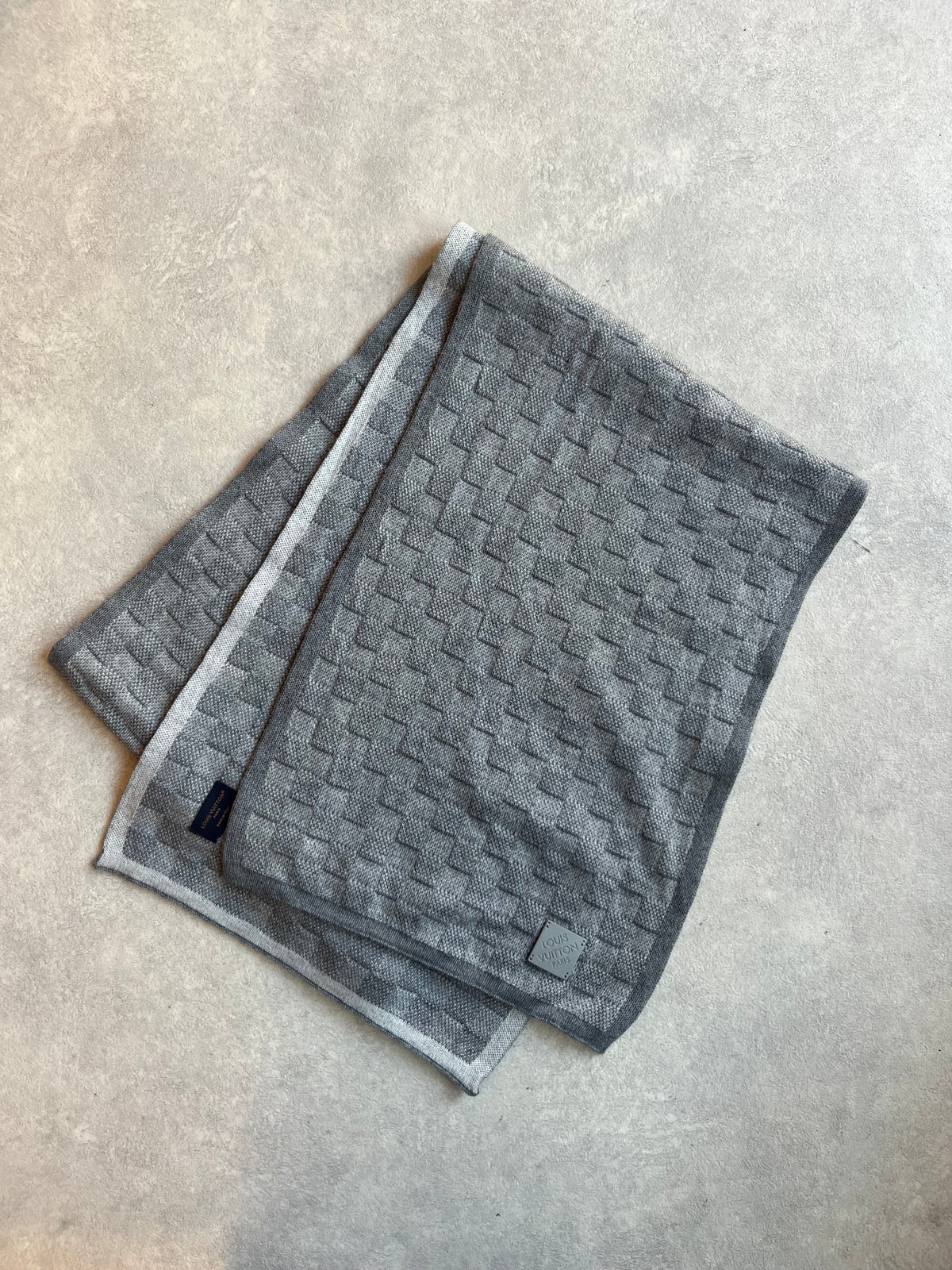 Louis Vuitton Neo Petit Damier Scarf