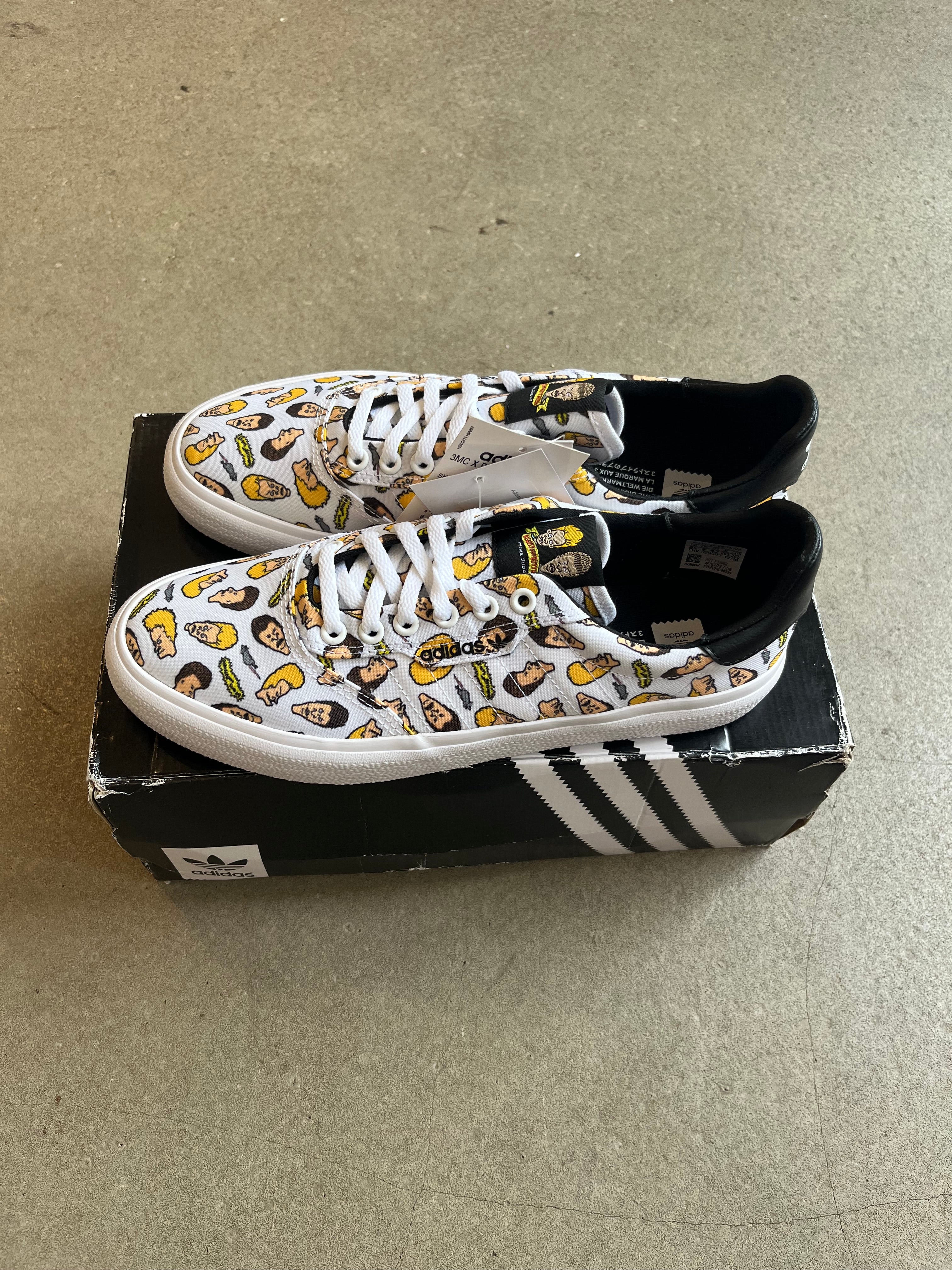 Adidas x beavis & butthead 3mc online