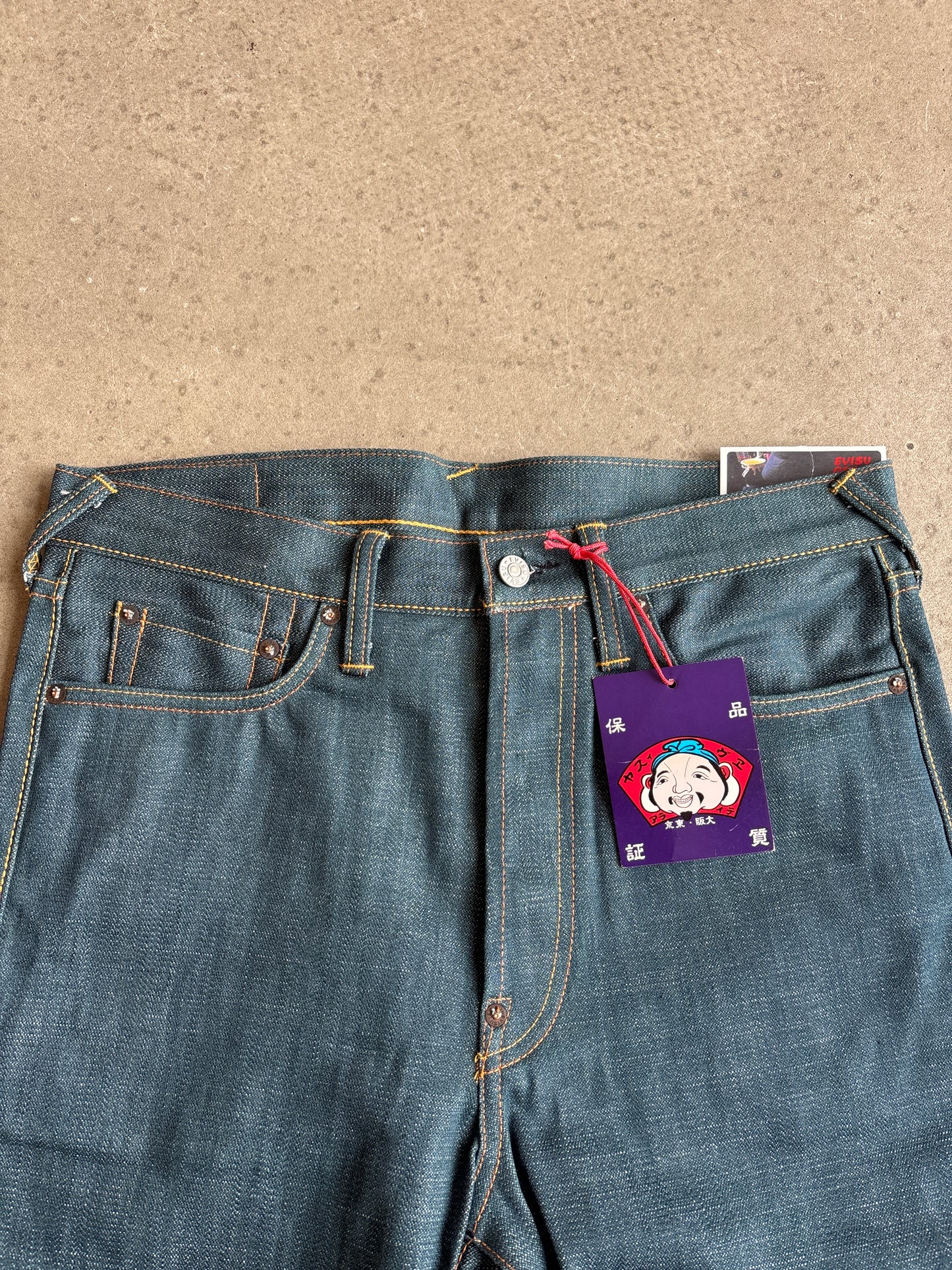 Evisu Slim Straight Leg  W30 L34