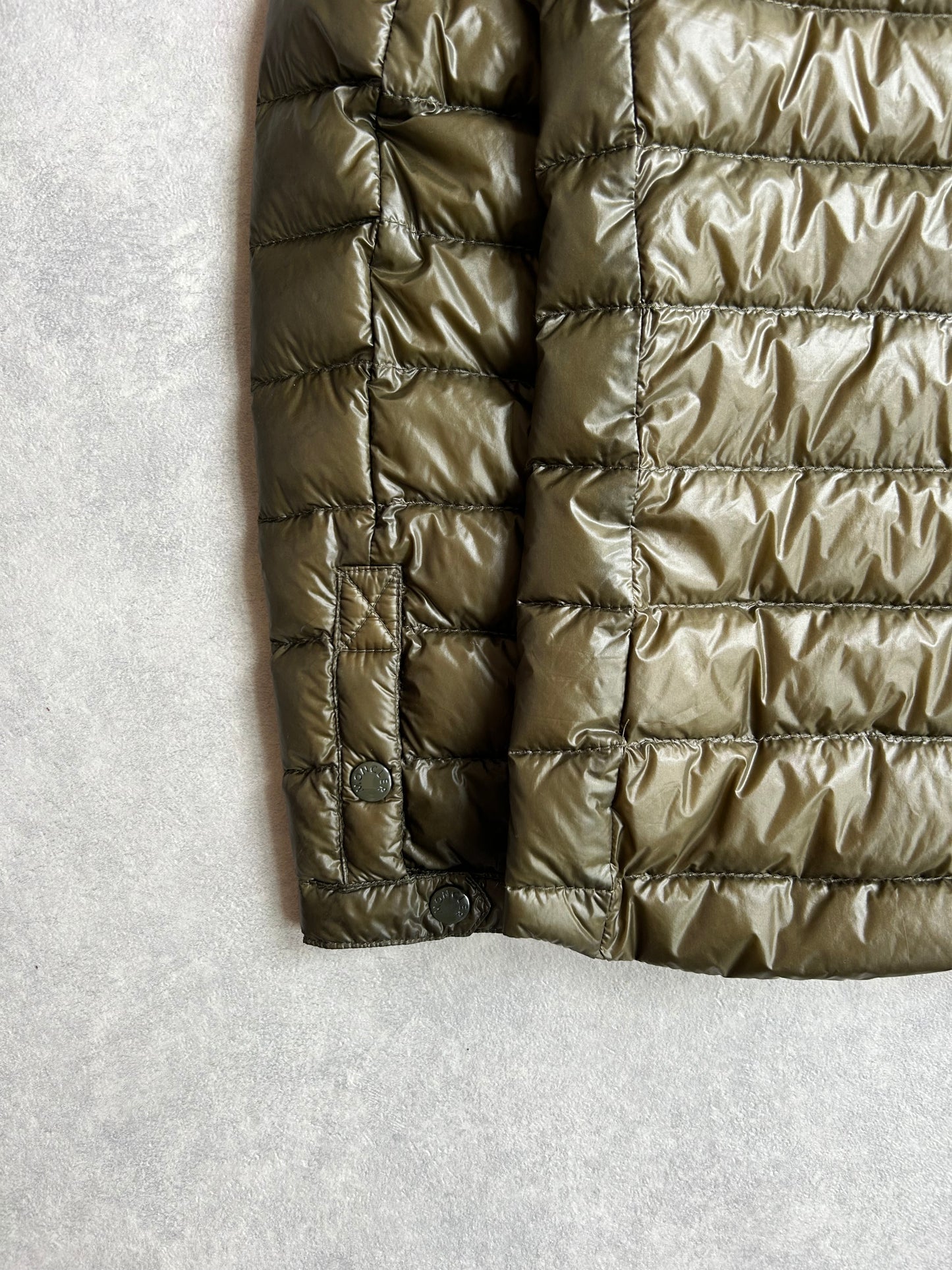 Moncler Gregoire Gewatteerd jack Khaki Groen XS