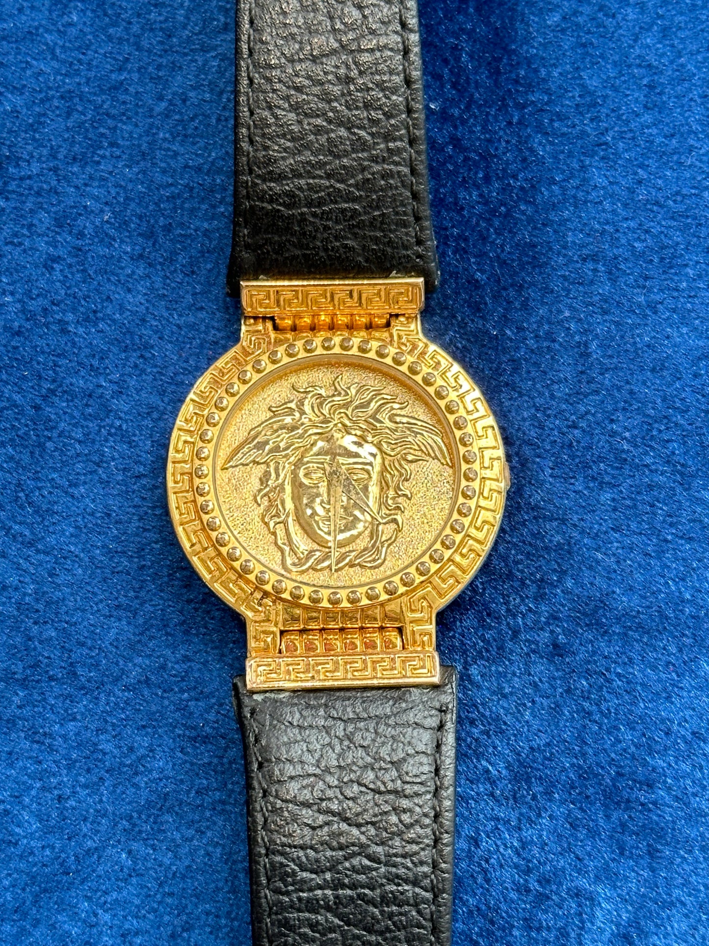 Gianni Versace Watch Medusa Head Watch Gold