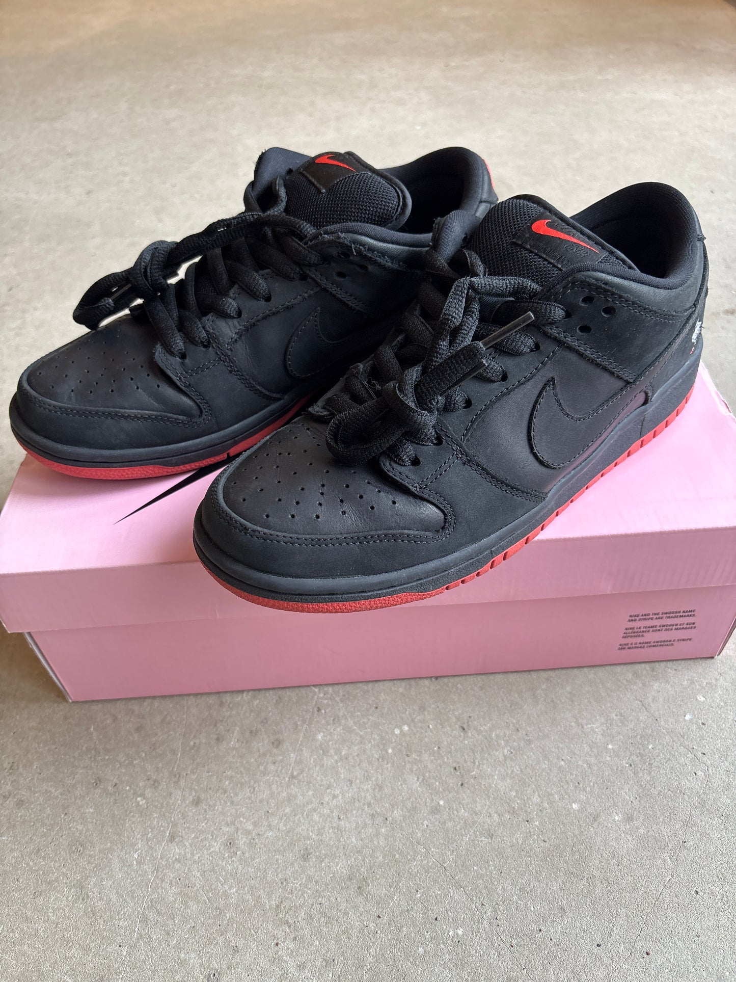 Nike Dunk Low Pro SB 'Black Pigeon' Size 42