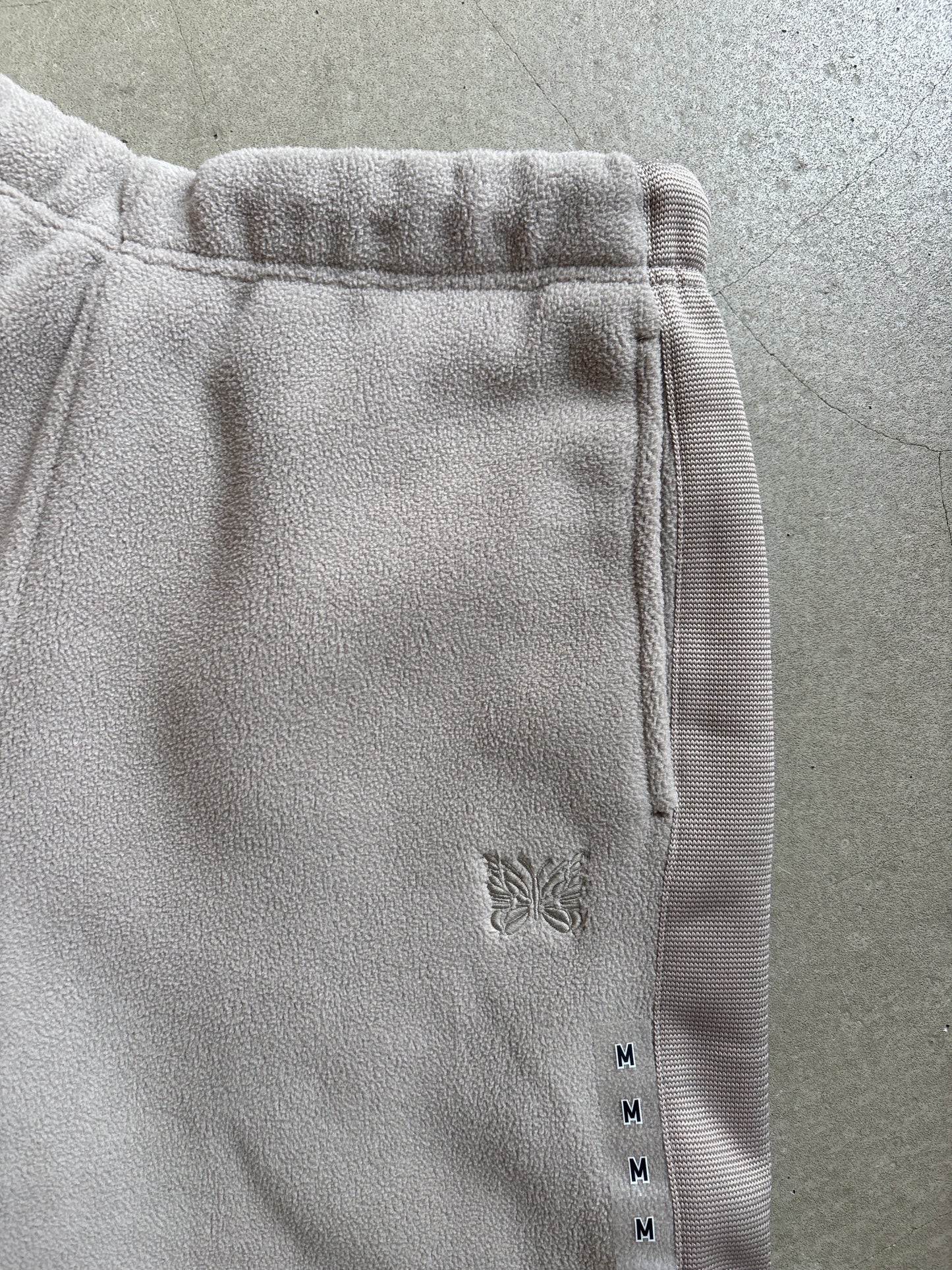 Uniqlo x Needles Wide Fit Fleece Joggers Beige M