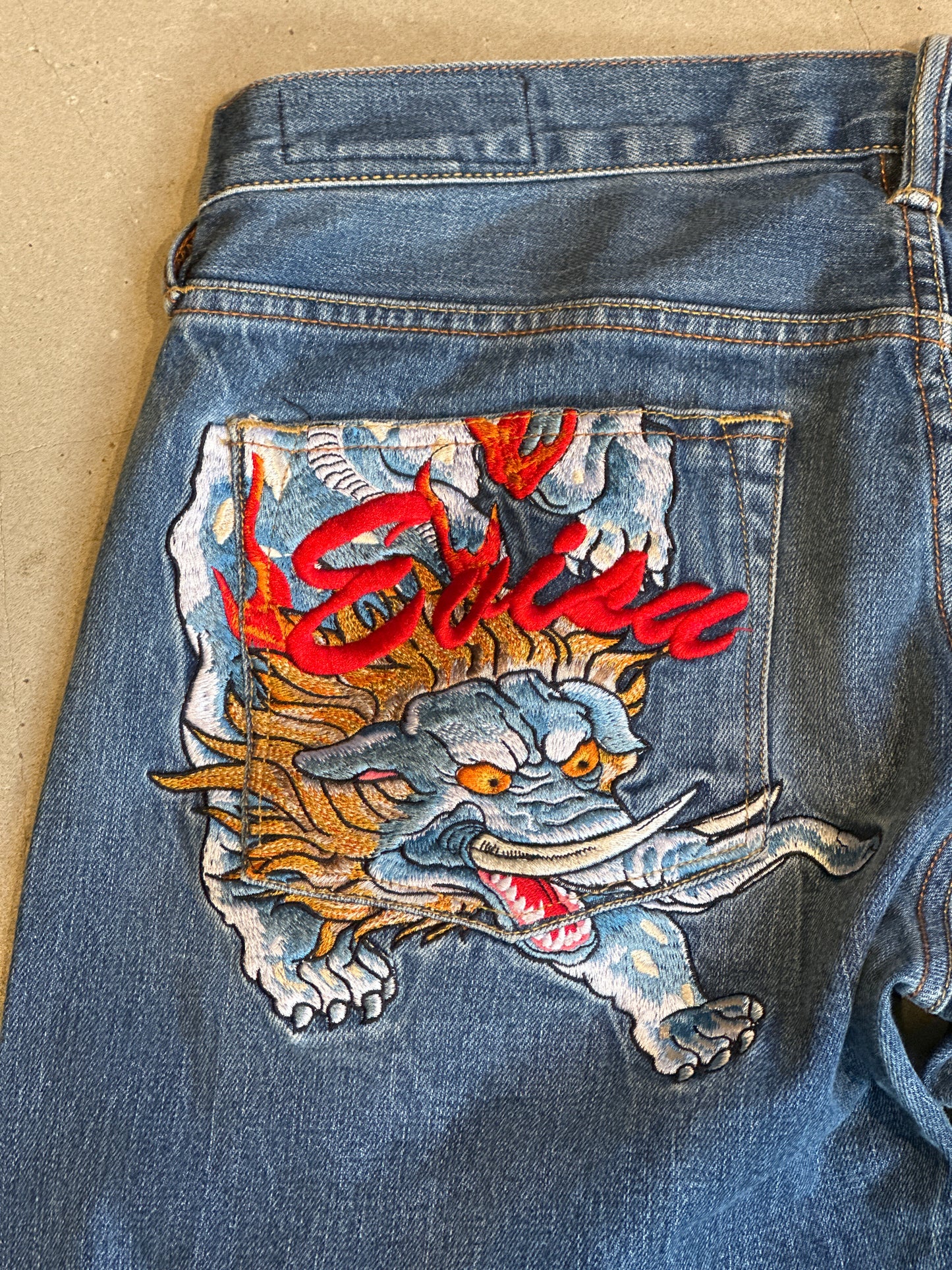 Evisu Selvedge Denim Embroidery Both pockets Size 34