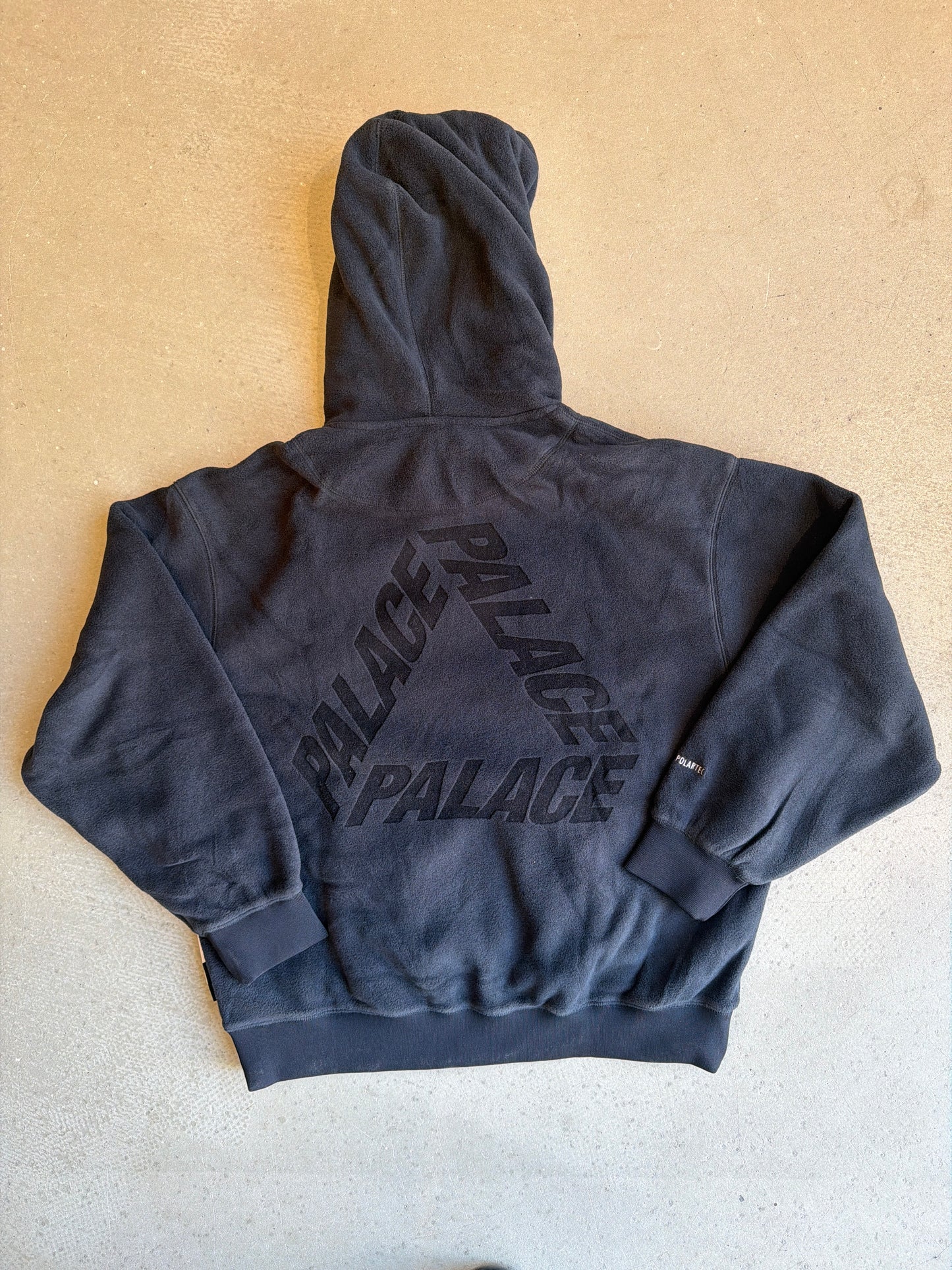 Palace Polartec P3 Hood Zwart