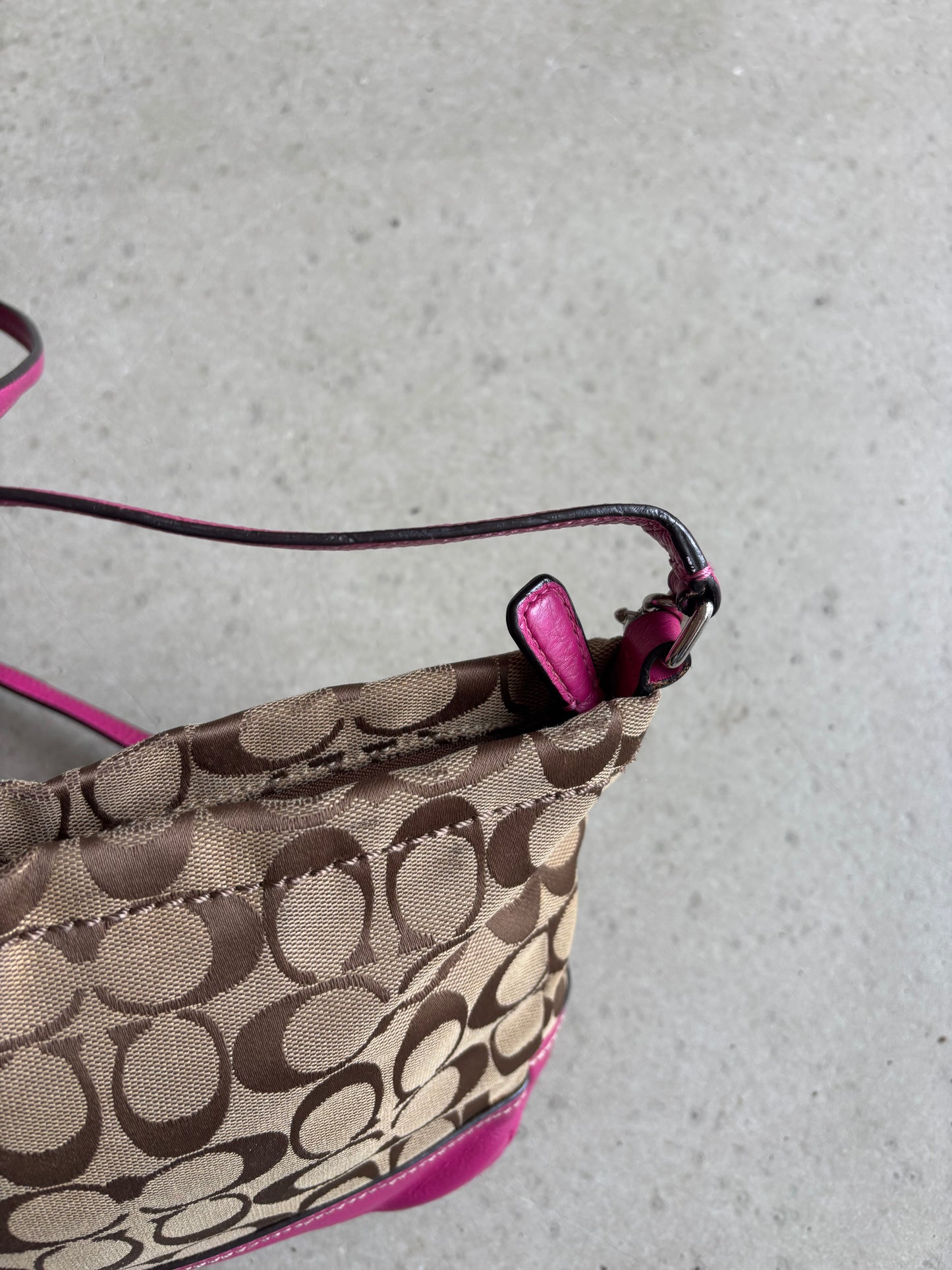 Coach Signature Two-way Cross Body Bag Pink
