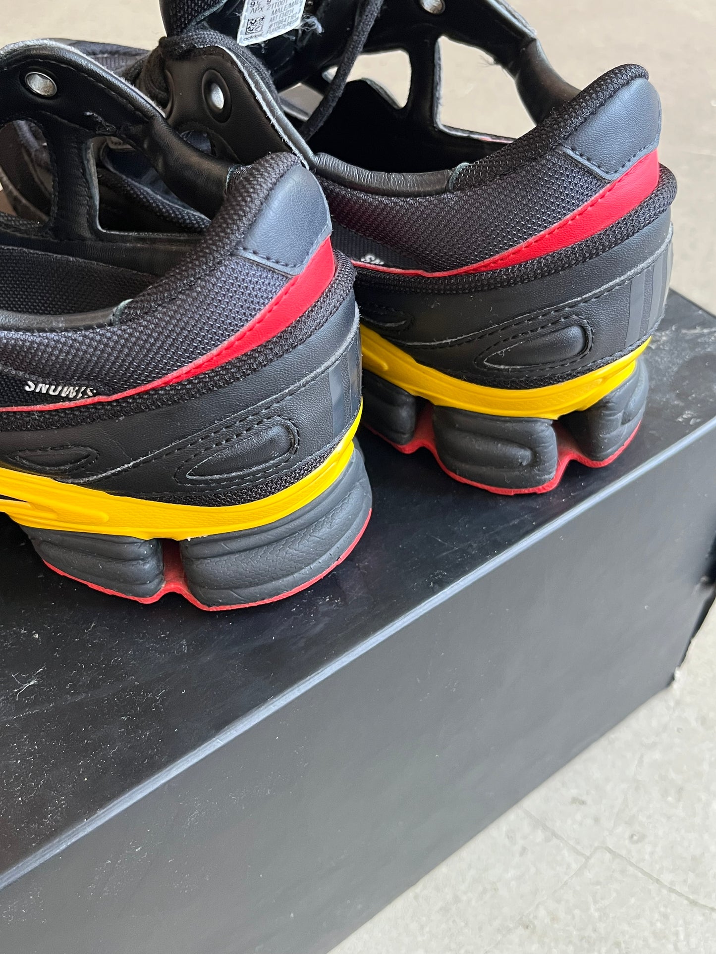 RAF Simons X Adidas Ozweego Replicant Black 43,5