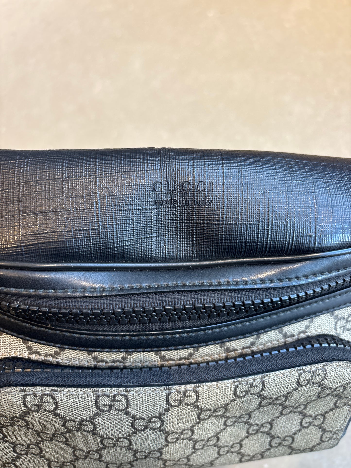 Gucci GG Supreme Monogram Belt Bag