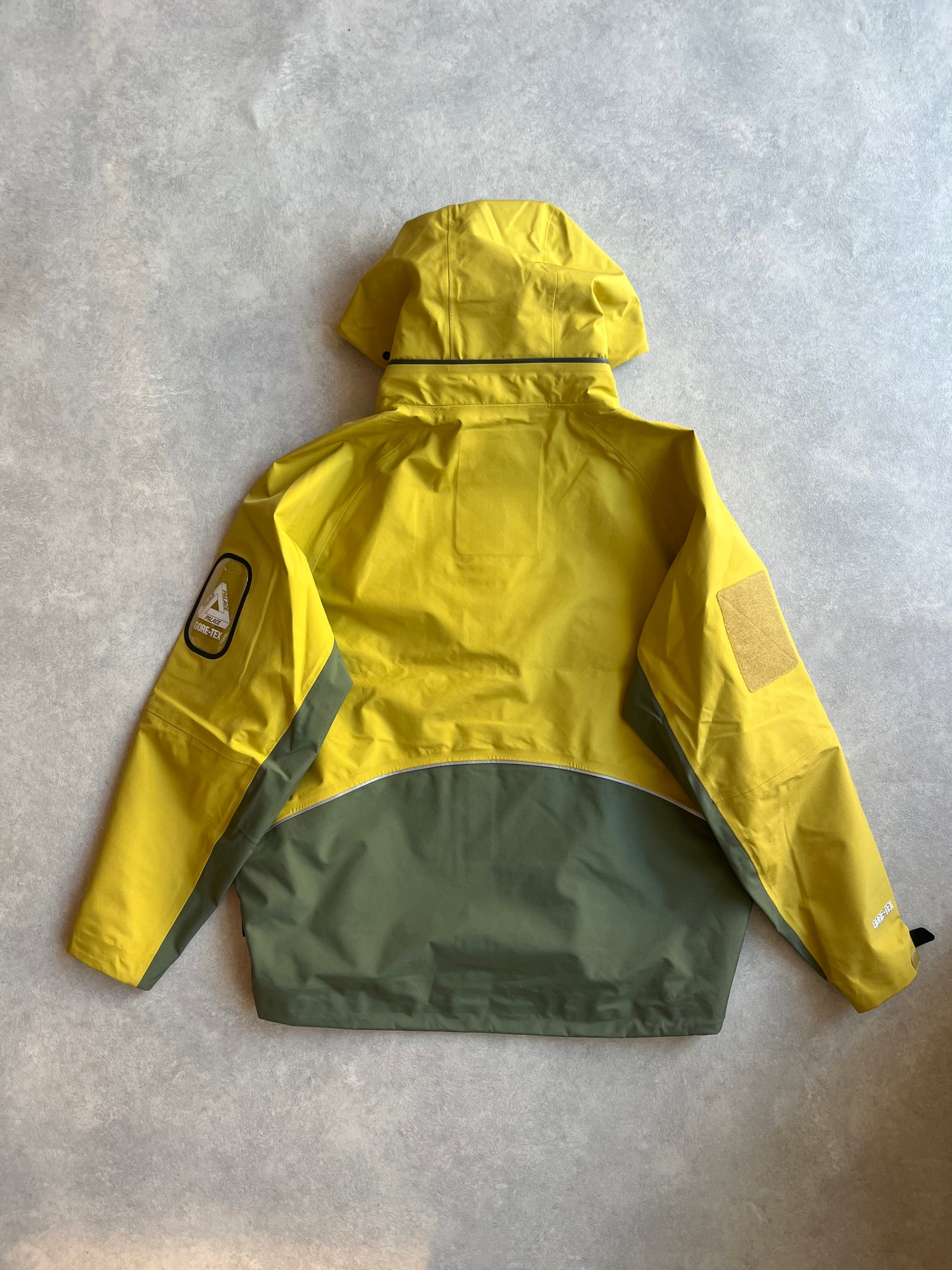 The Palace GORE-TEX 3L M-TEK Jacket M