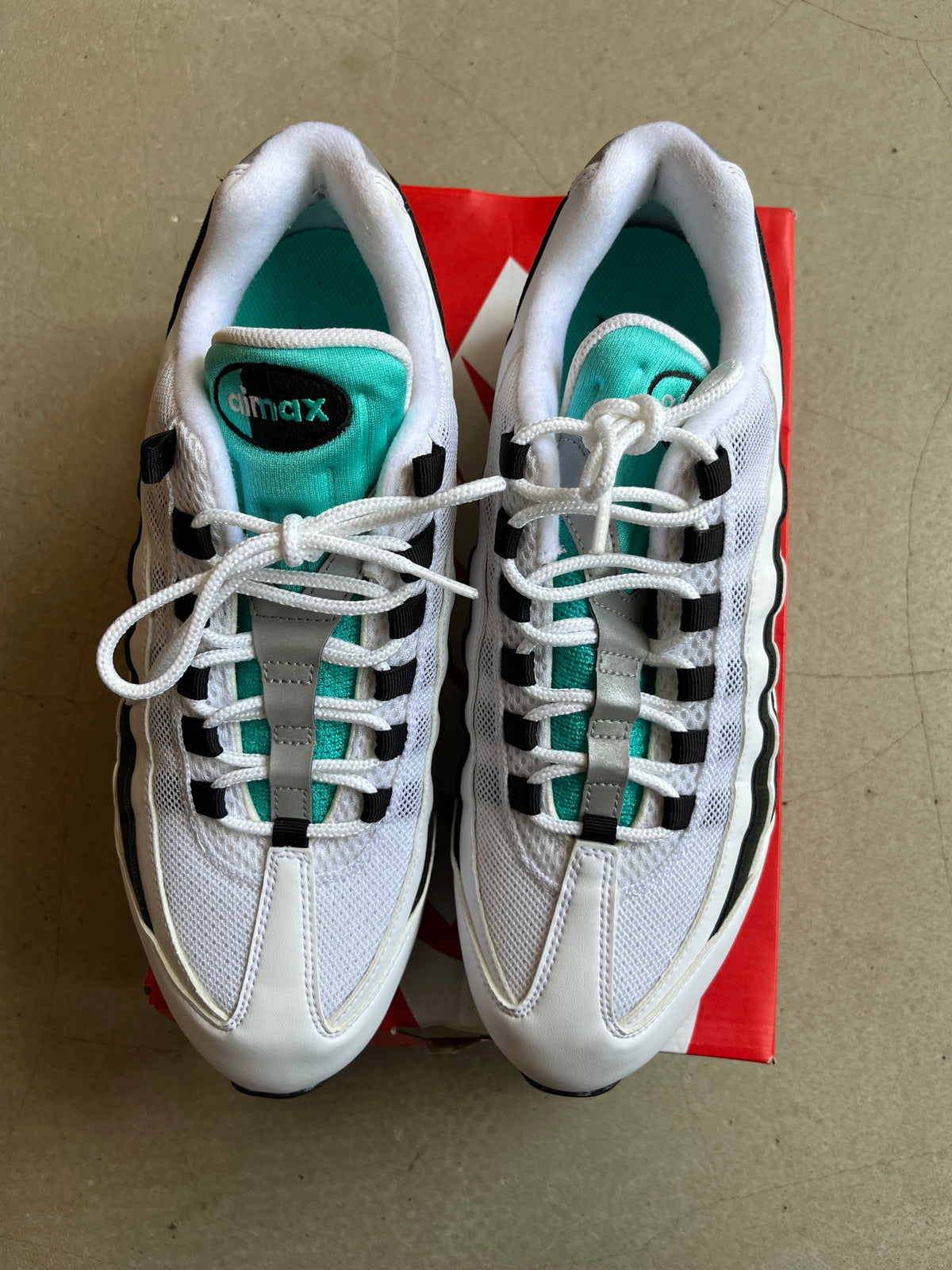 Nike Air Max 95 'Black Border' Size 45,5