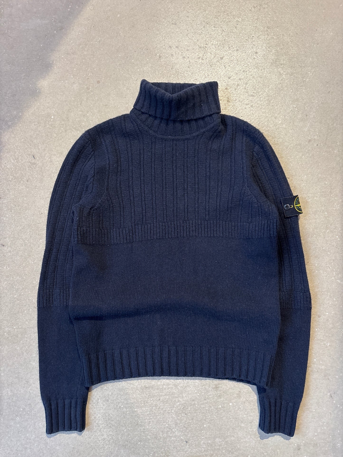 Stone Island Wool Turtle Neck Navy Small