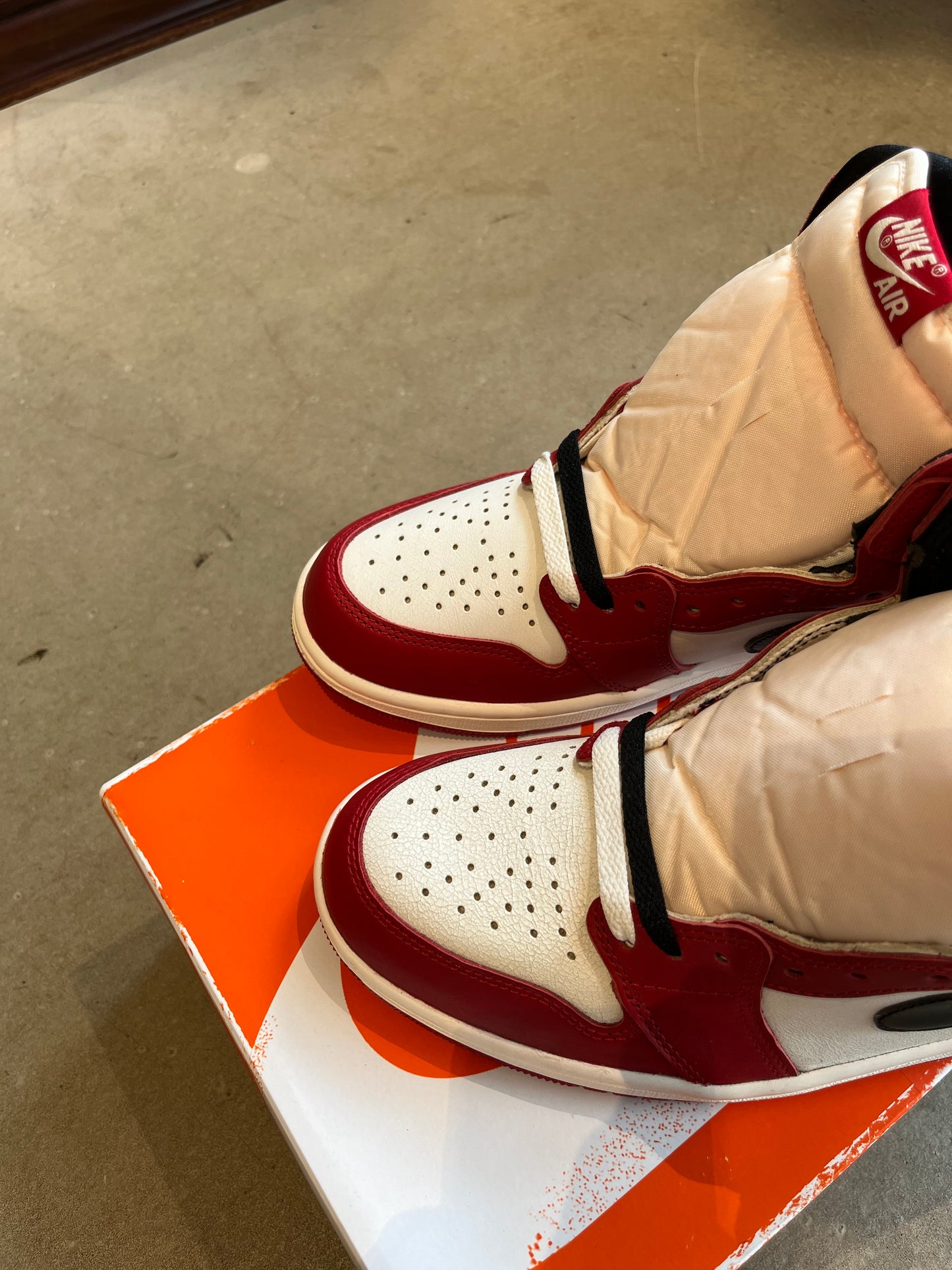 Nike Air Jordan 1 Lost And Found EU 43