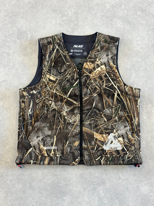 Palace GORE-TEX Windstopper Vest Realtree Max 7