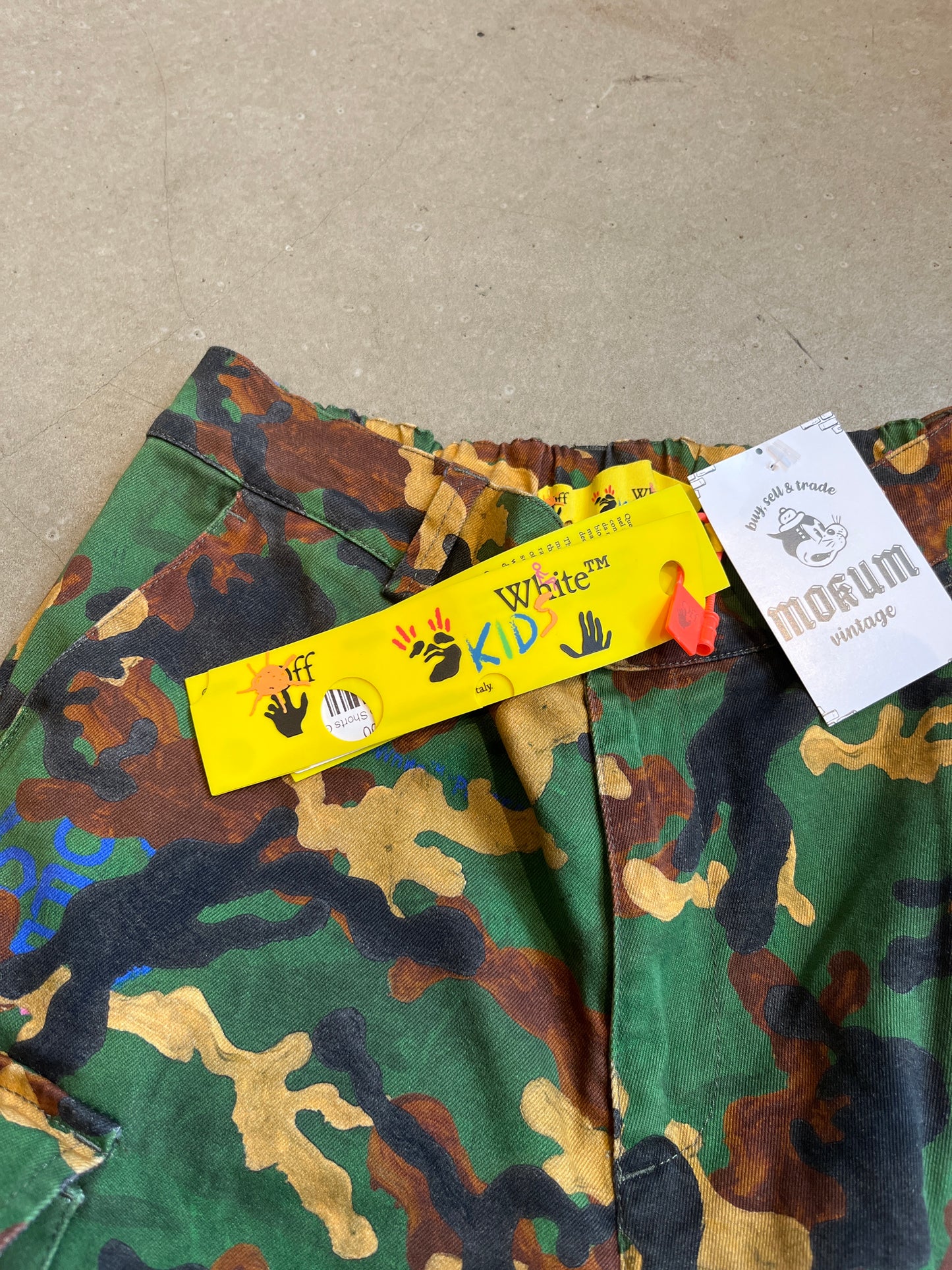 Off-White Kids Camo Shorts Green 12