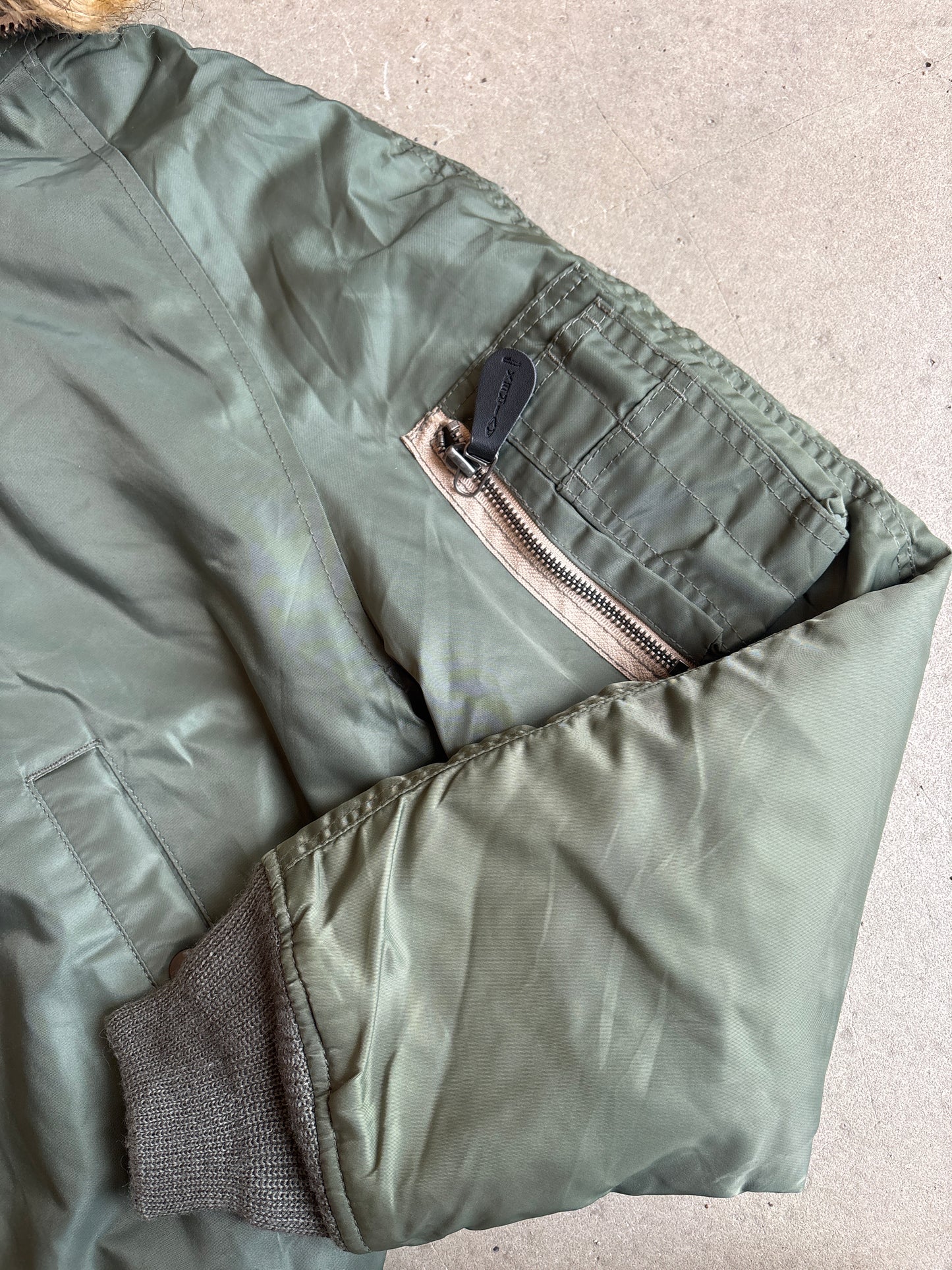 Avirex Bomber Jacket Army Green M