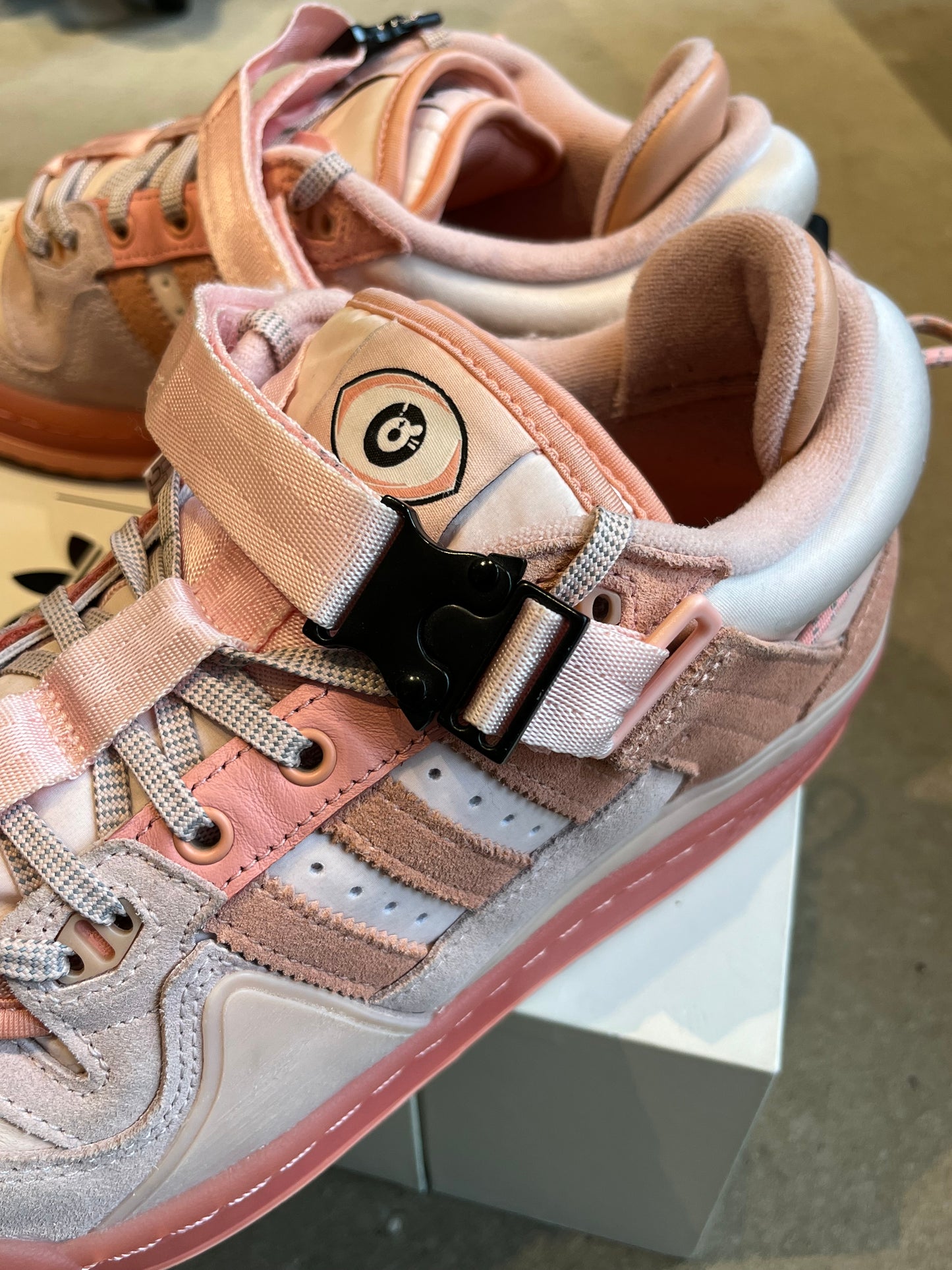 Adidas Forum Low Bad Bunny Pink Easter Egg 42.5