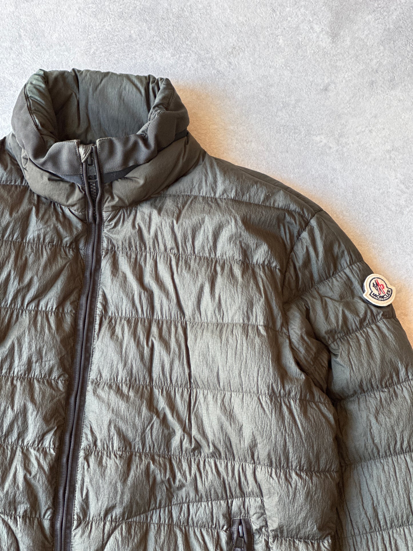 Moncler Dist padded Down Puffer Green Size 4
