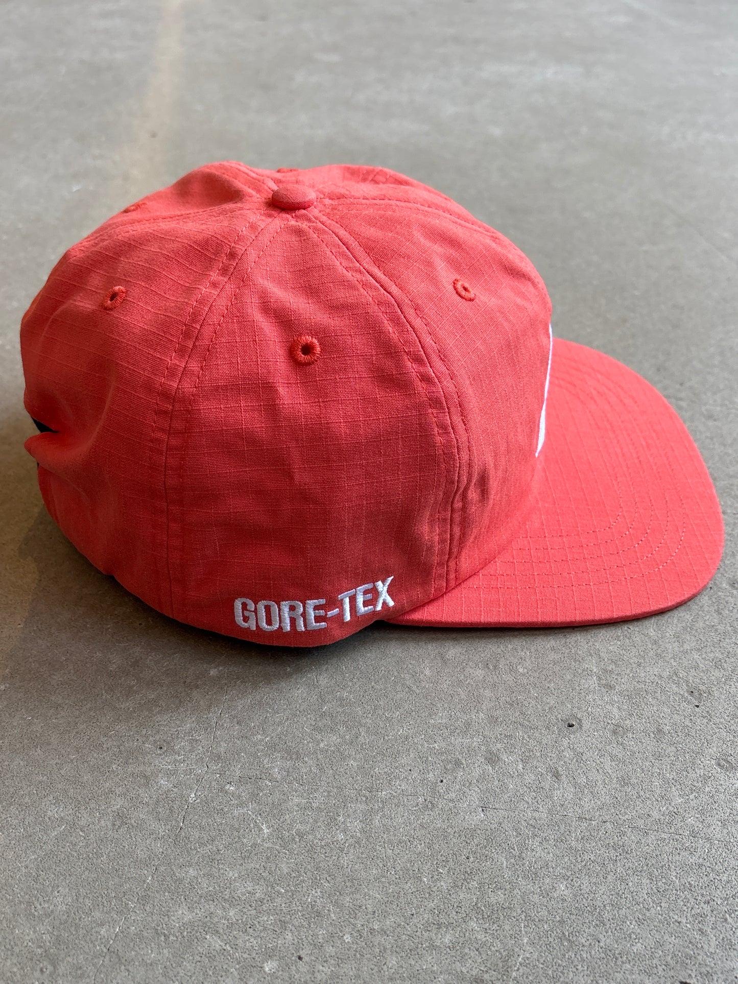 RS Gore-Tex Pal Hat Pink